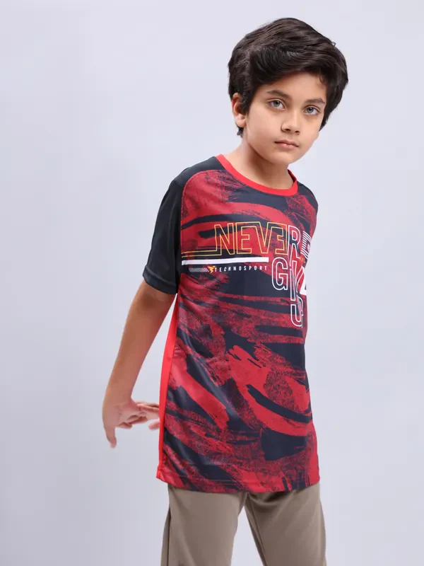 Boys Printed Slim Fit Crew Neck T-shirt with TECHNOLITE - Image 6