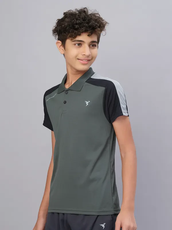 Boys Colorblock Slim Fit Polo T-shirt with TECHNO COOL - Image 6