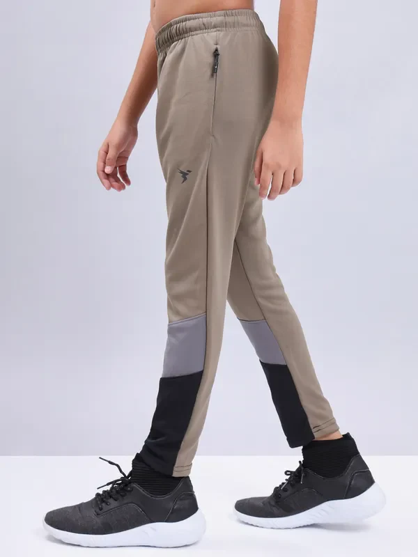Boys Colorblock Slim Fit Trackpants with TECHNO GUARD - Image 4