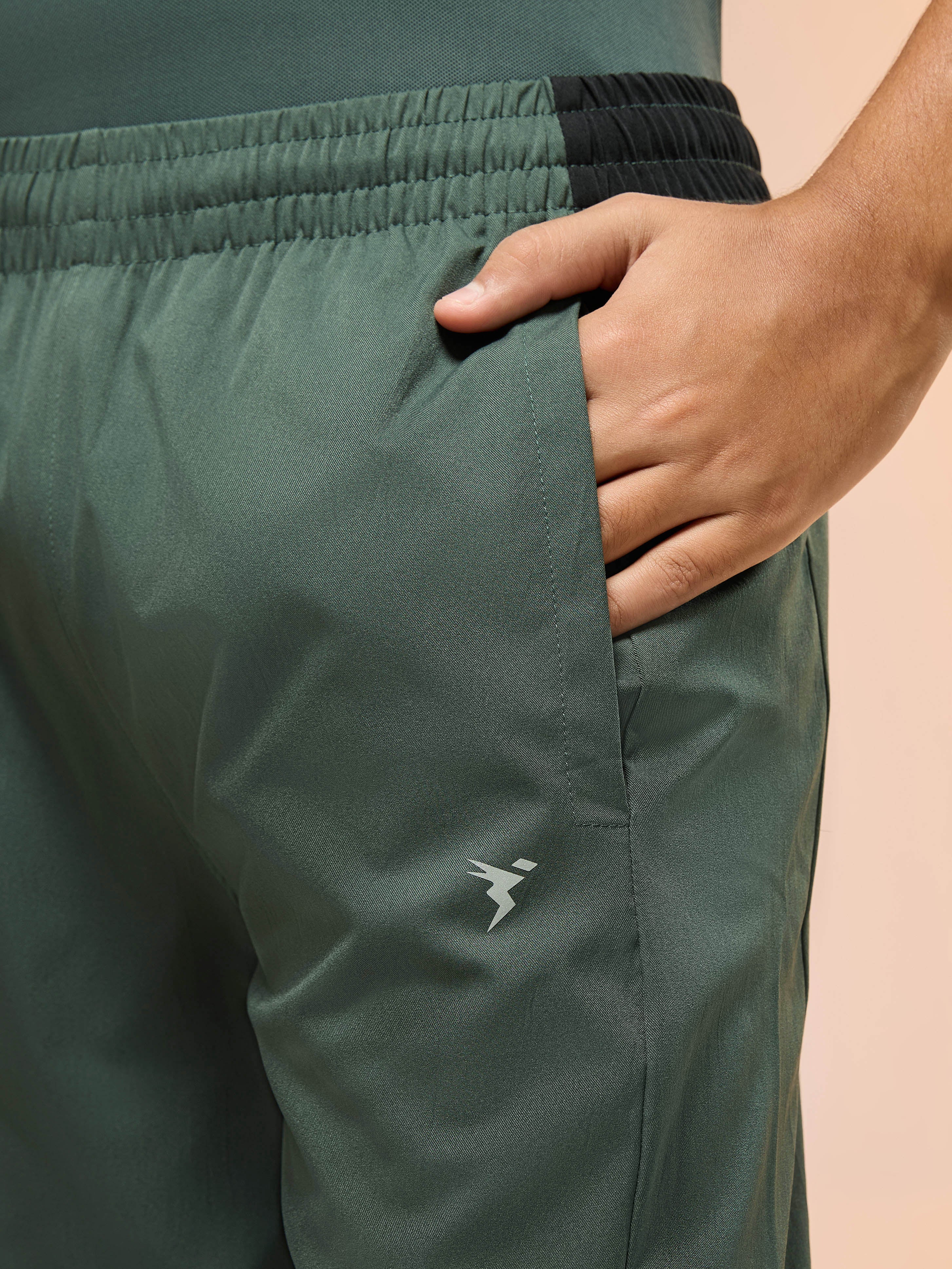 Boys Colorblock Slim Fit Sports Shorts with TS FLEXI - Image 6