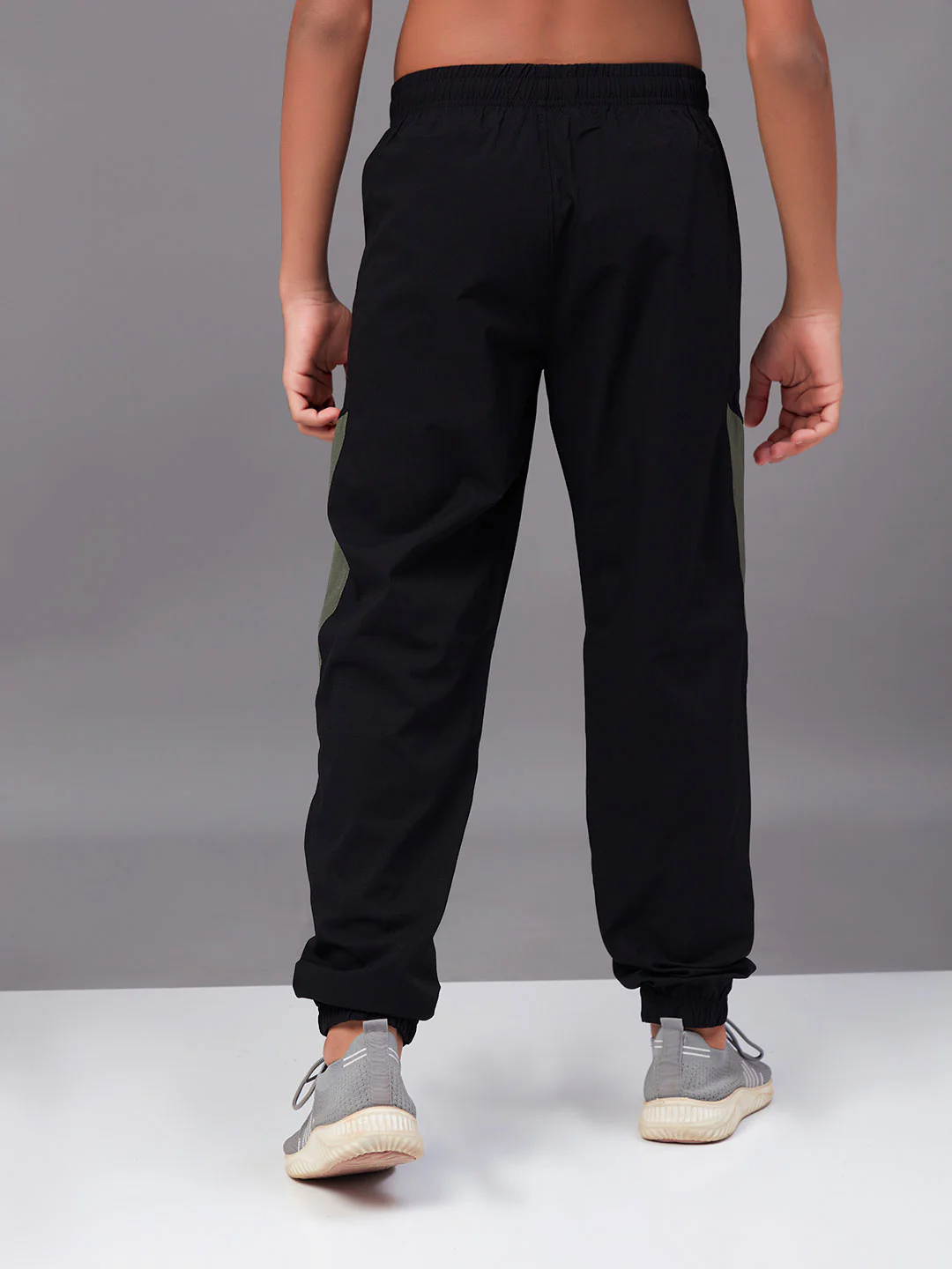 Boys Colorblock Slim Fit Sports Trackpants with TS LYTRA - Image 2