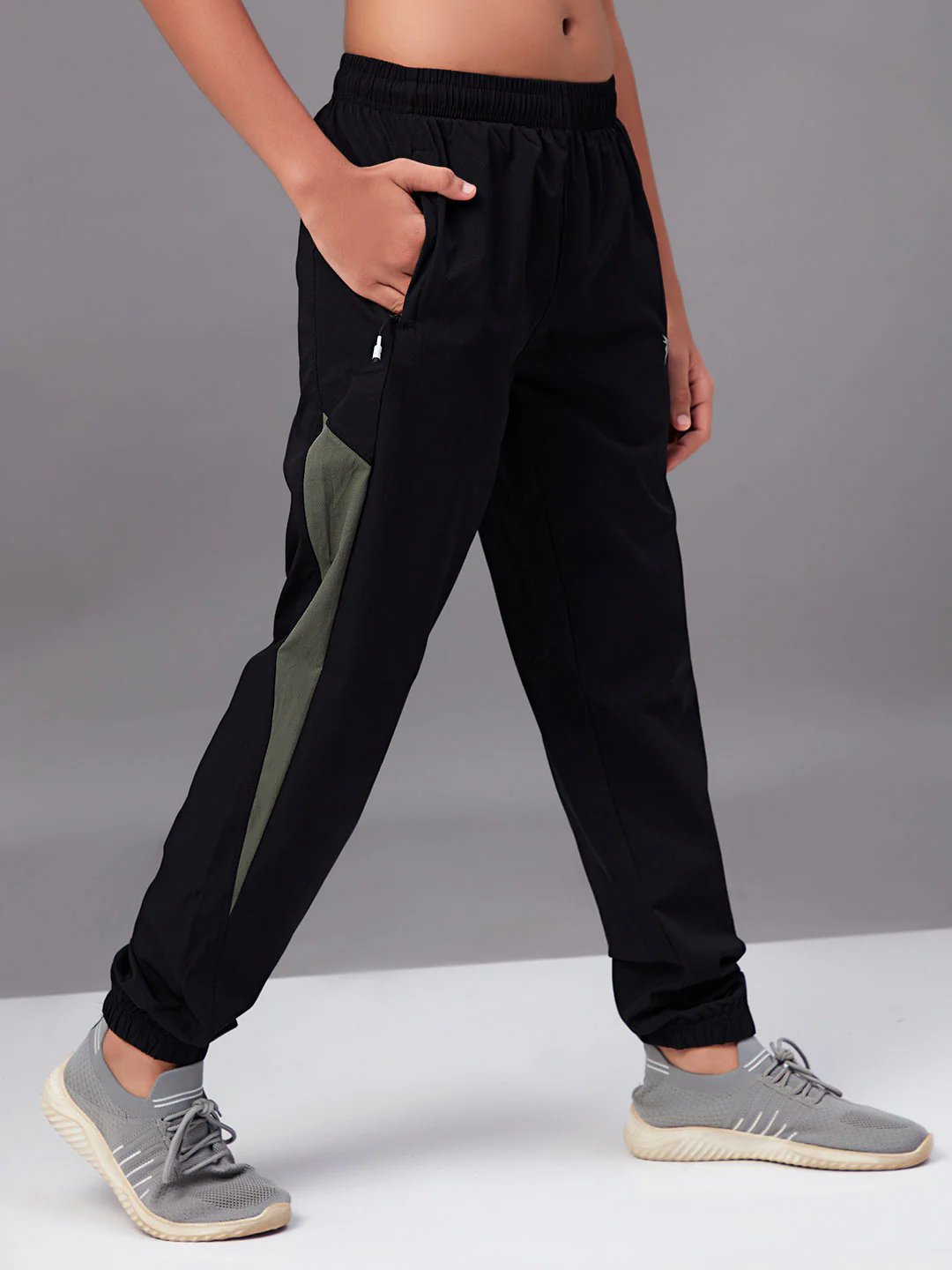 Boys Colorblock Slim Fit Sports Trackpants with TS LYTRA - Image 3