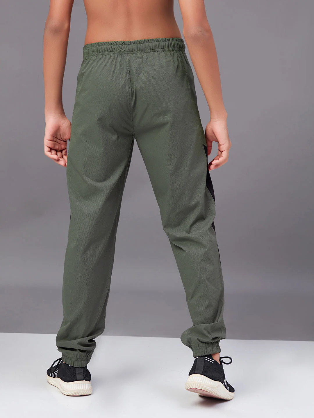 Boys Colorblock Slim Fit Sports Trackpants with TS LYTRA - Image 5