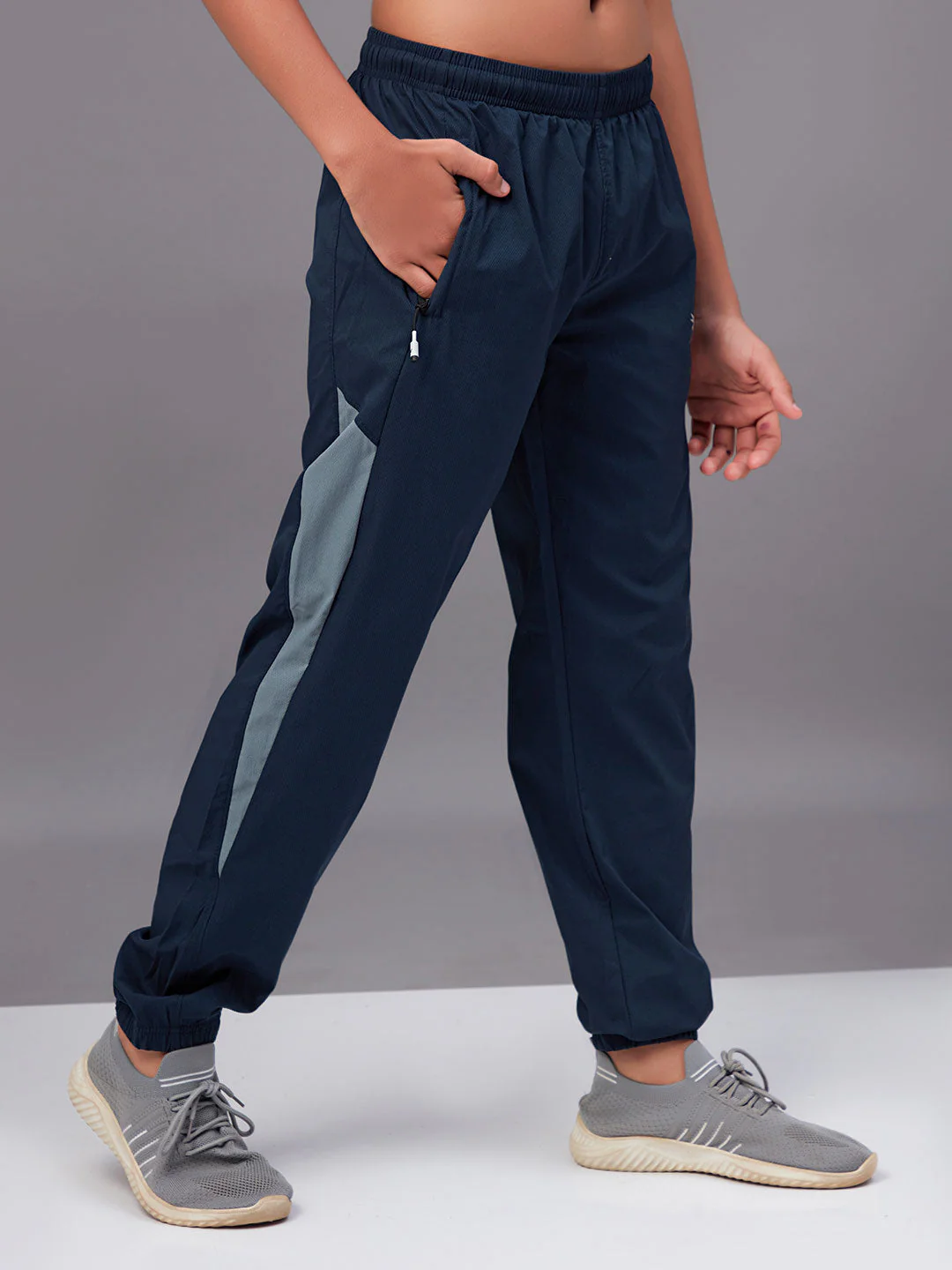 Boys Colorblock Slim Fit Sports Trackpants with TS LYTRA - Image 3