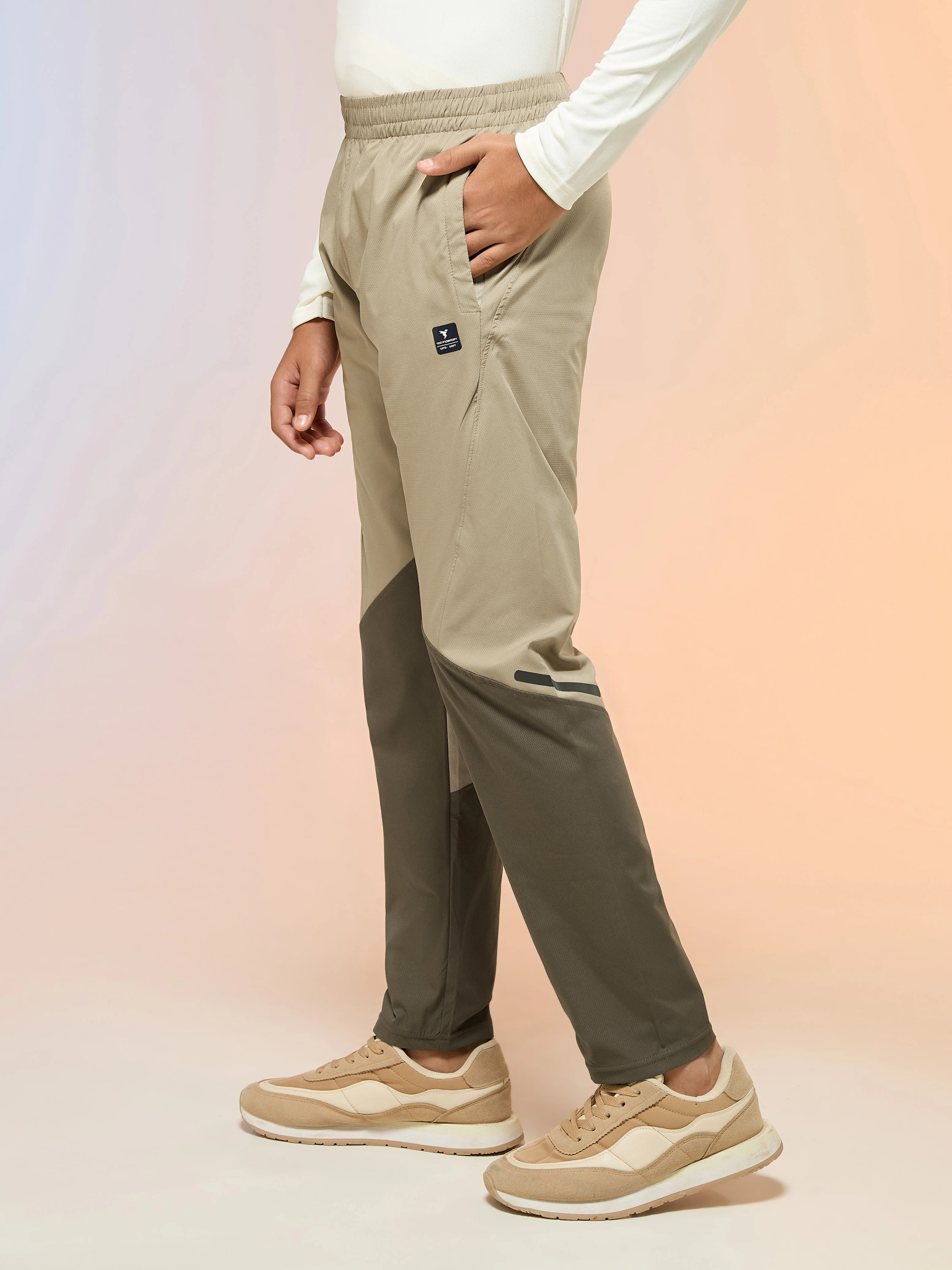 Boys Colorblock Slim Fit Sports Trackpants with TS LYTRA - Image 4