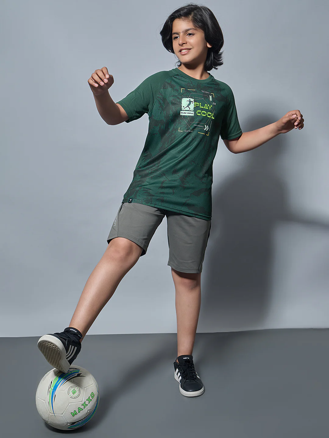 Boys Printed Slim Fit Crew Neck T-shirt with TECHNOLITE - Image 4