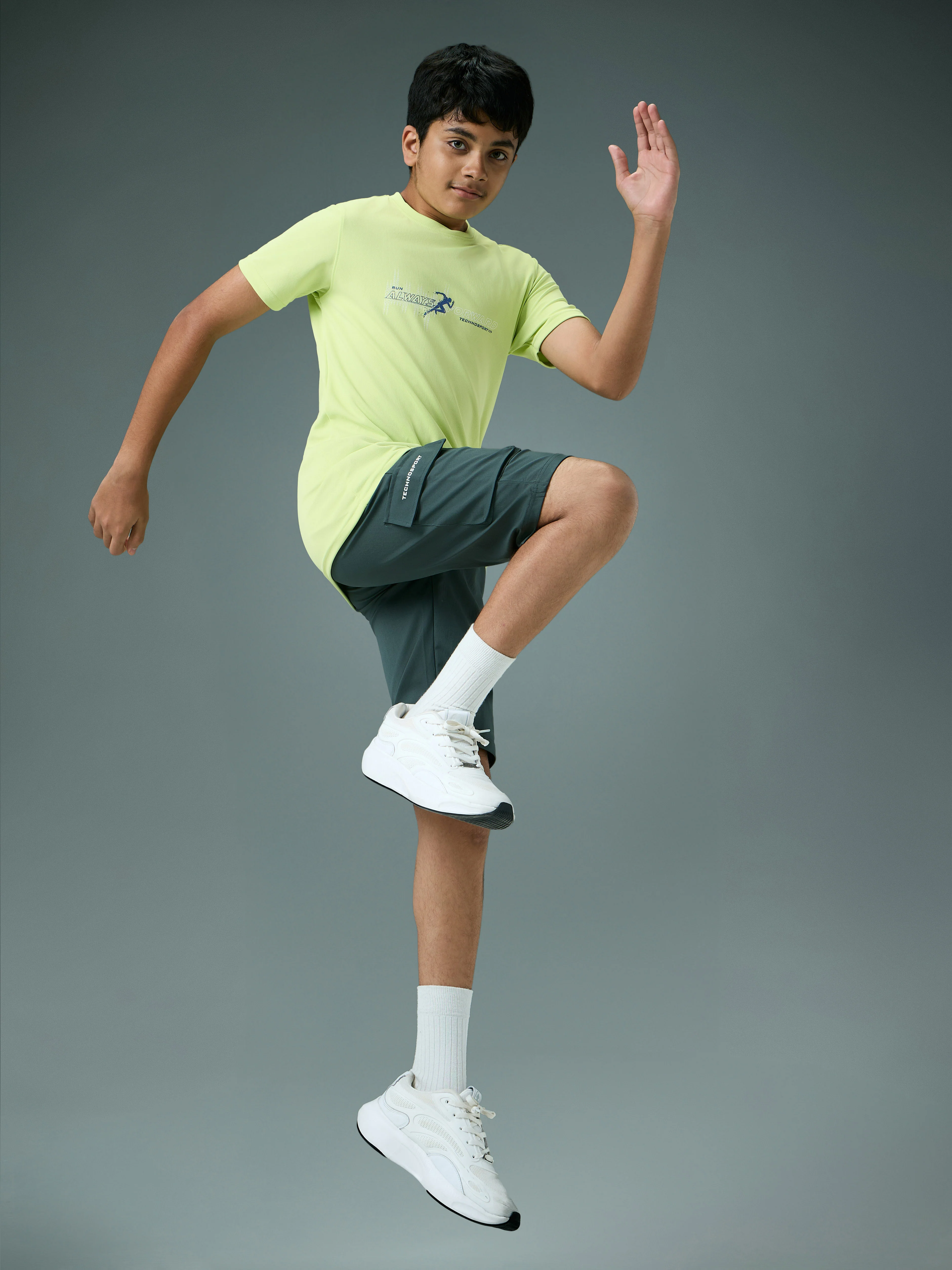 Boys Printed Slim Fit Round Neck Sports T-shirt with TECHNOCOOL+ - Image 5