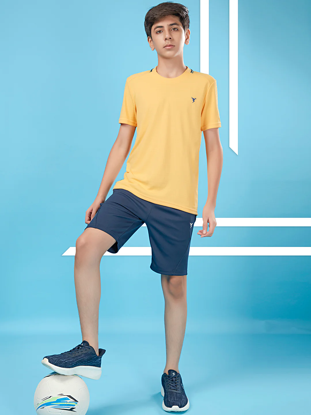 Boys Solid Slim Fit Round Neck T-shirt with TECHNOCOOL+ - Image 4