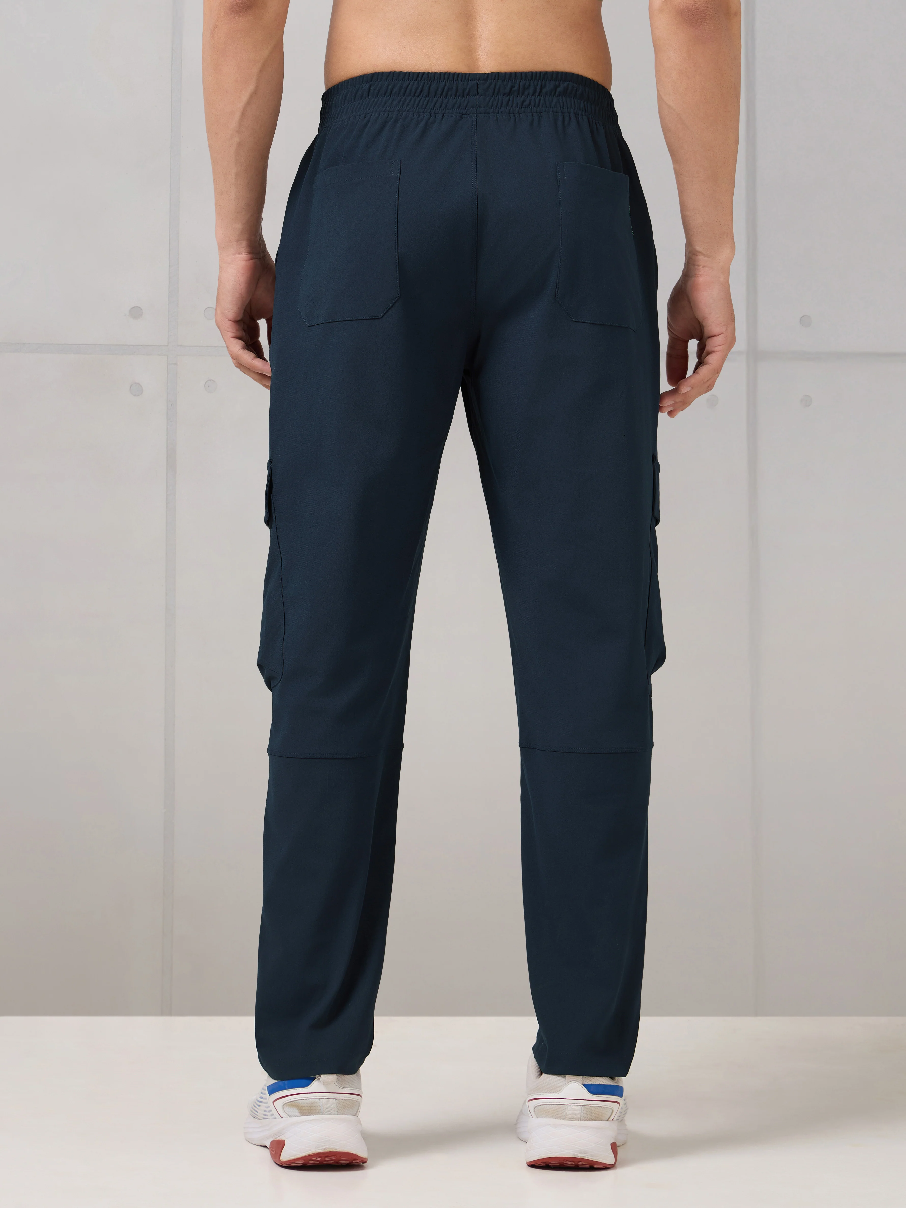 Men Active Out Cargo Trackpants with DURACOOL+ - Image 3