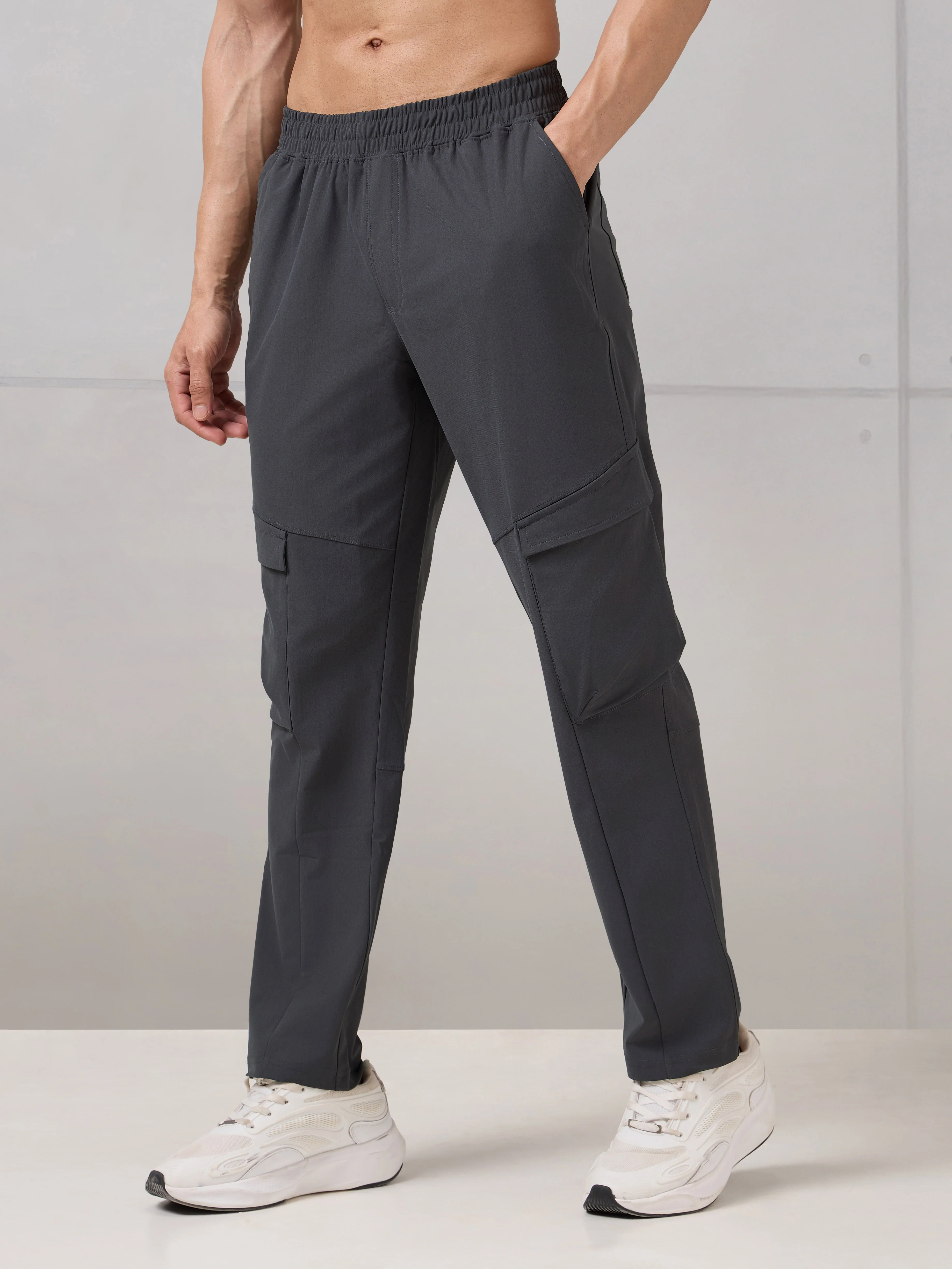 Men Active Out Cargo Trackpants with DURACOOL+ - Image 5