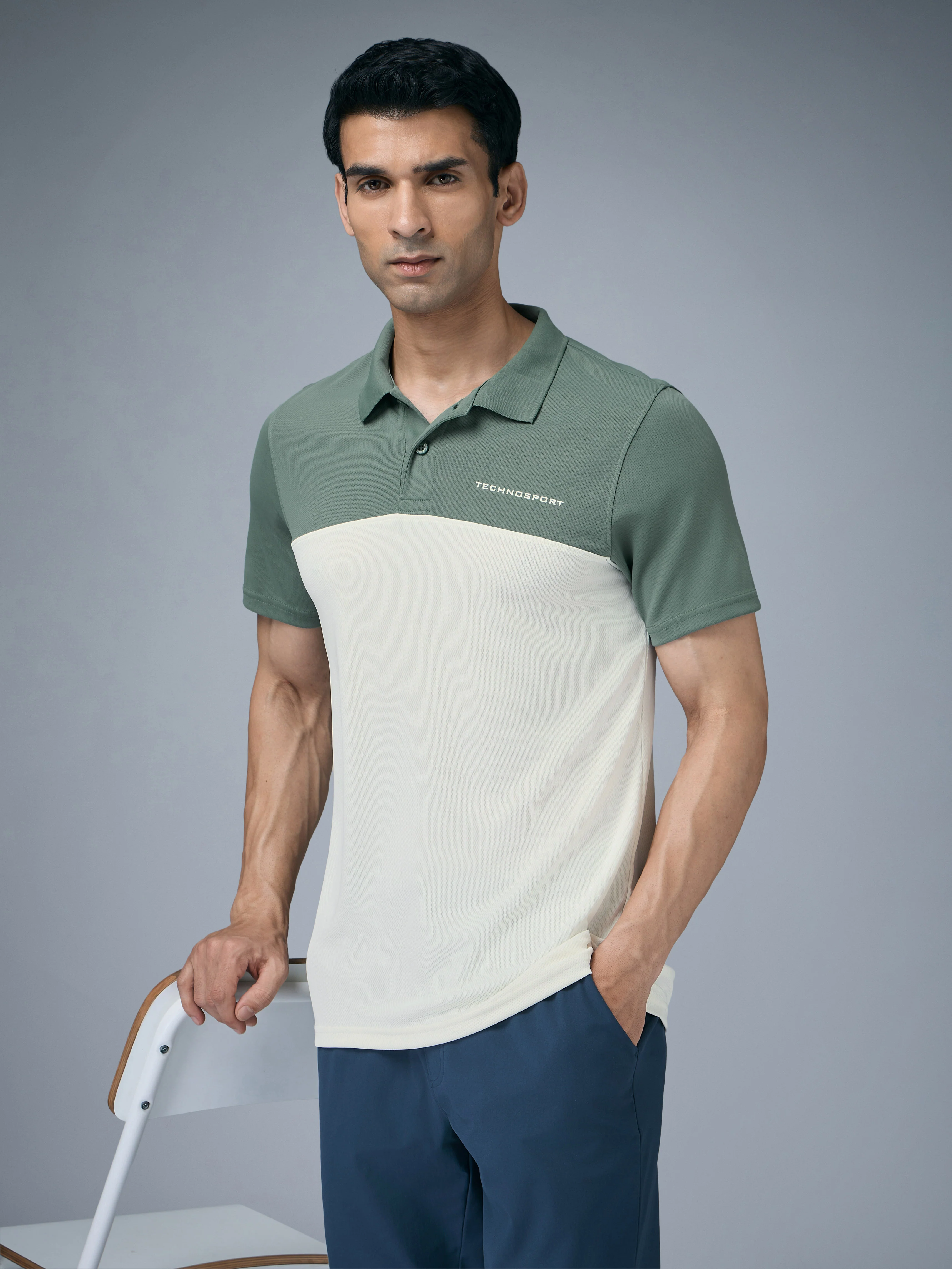 Men Colorblock Relax Fit Polo T-shirt with TECHNO COOL+