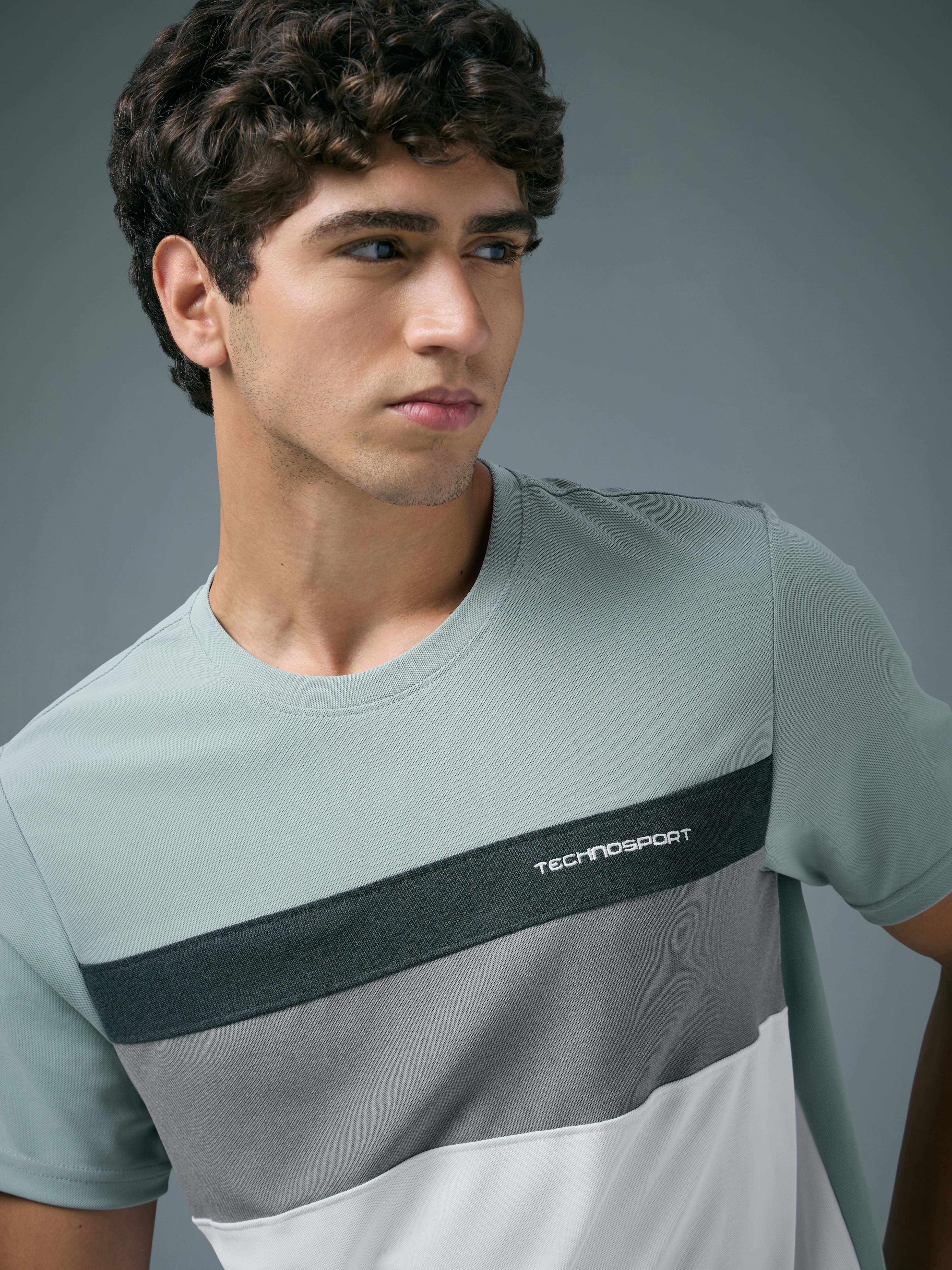 Men Colorblock Slim Fit Crew Neck T-shirt with MATPIQ - Image 6