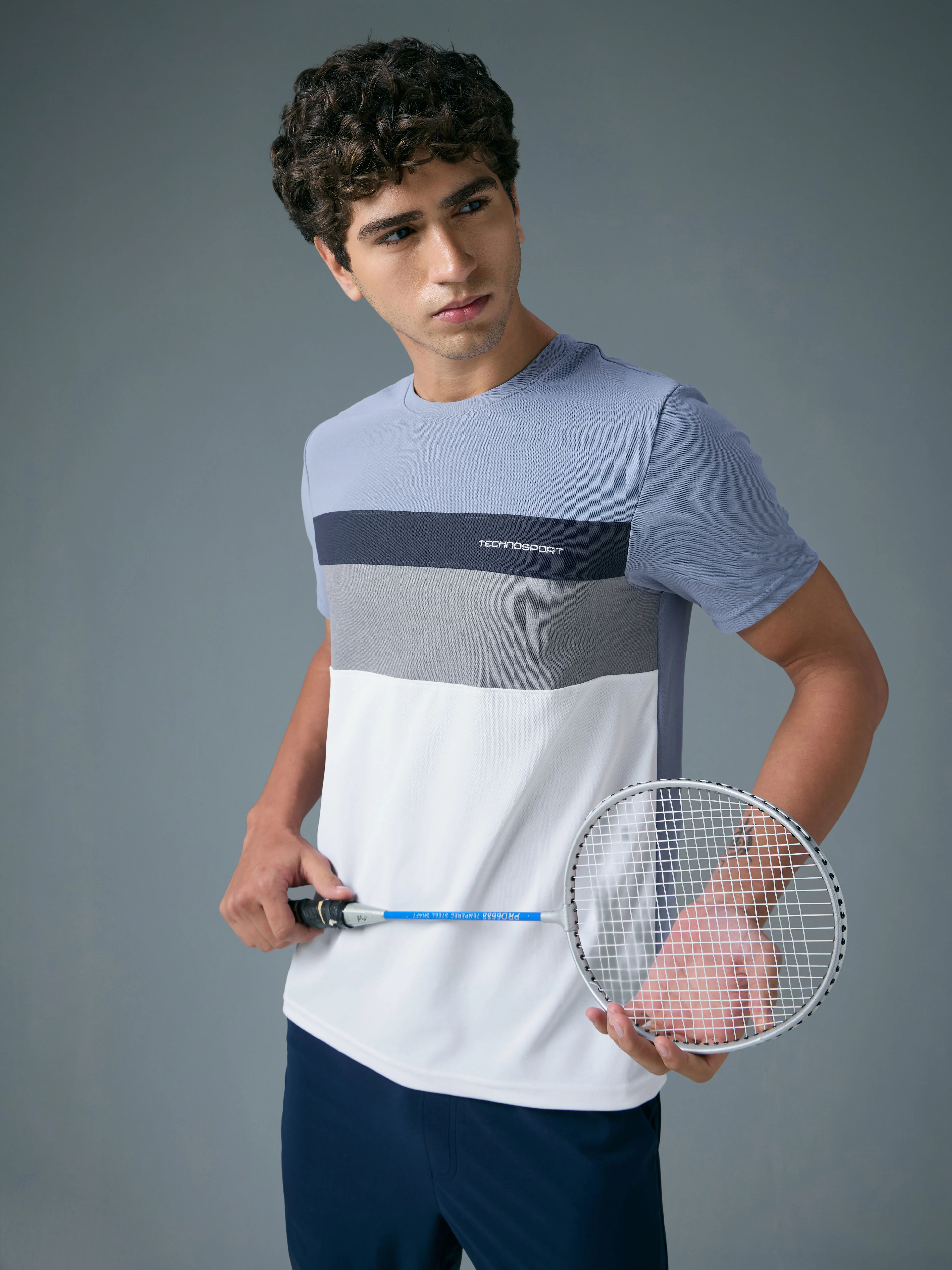 Men Colorblock Slim Fit Crew Neck T-shirt with MATPIQ