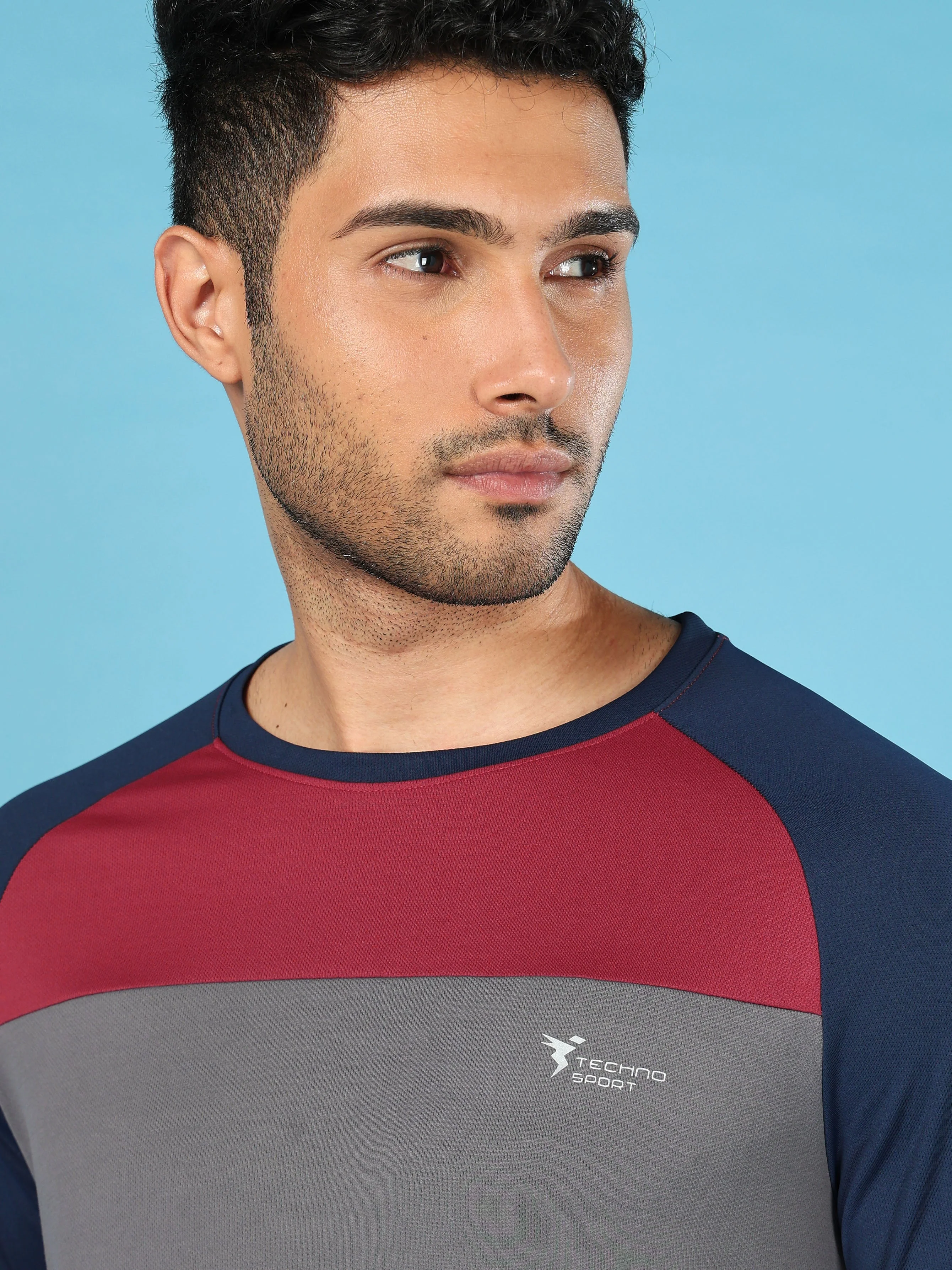 Men Colorblock Slim Fit Crew Neck T-shirt with TECHNO COOL+ - Image 6