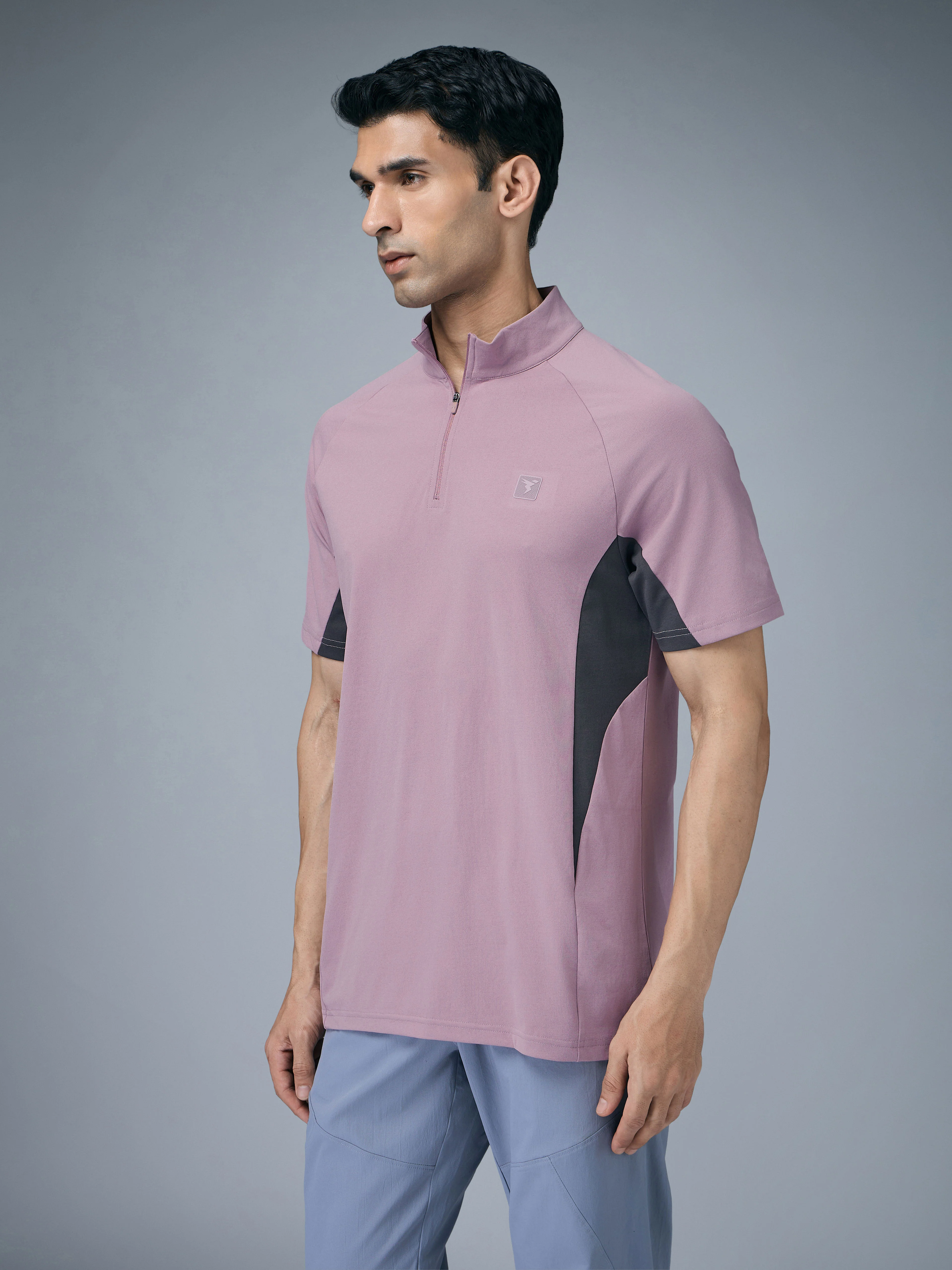 Men Colorblock Slim Fit Mock Neck Sports T-shirt with COTFLEX - Image 3
