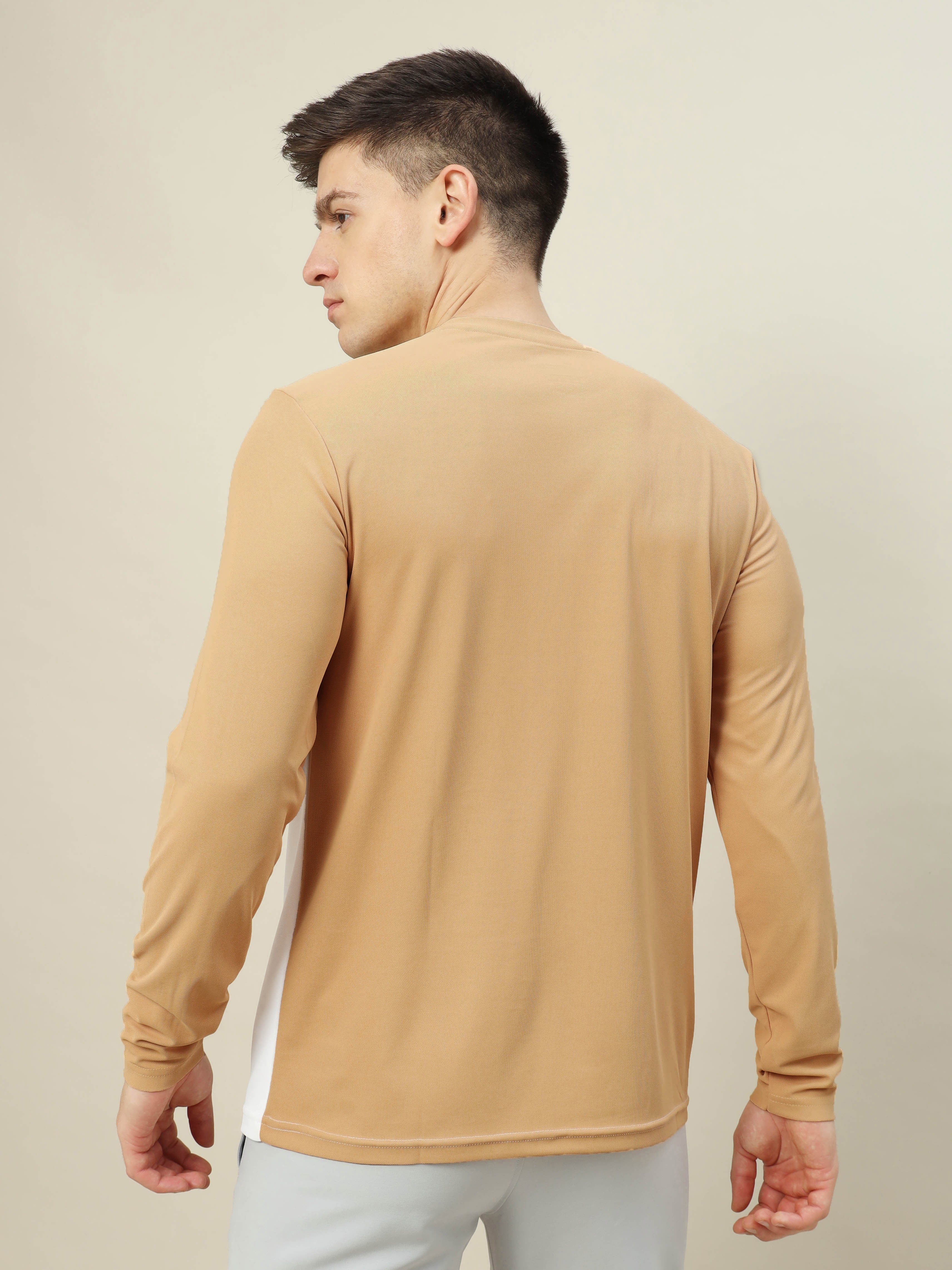 Men Colorblock Slim Fit T-shirt with MATPIQ - Image 3