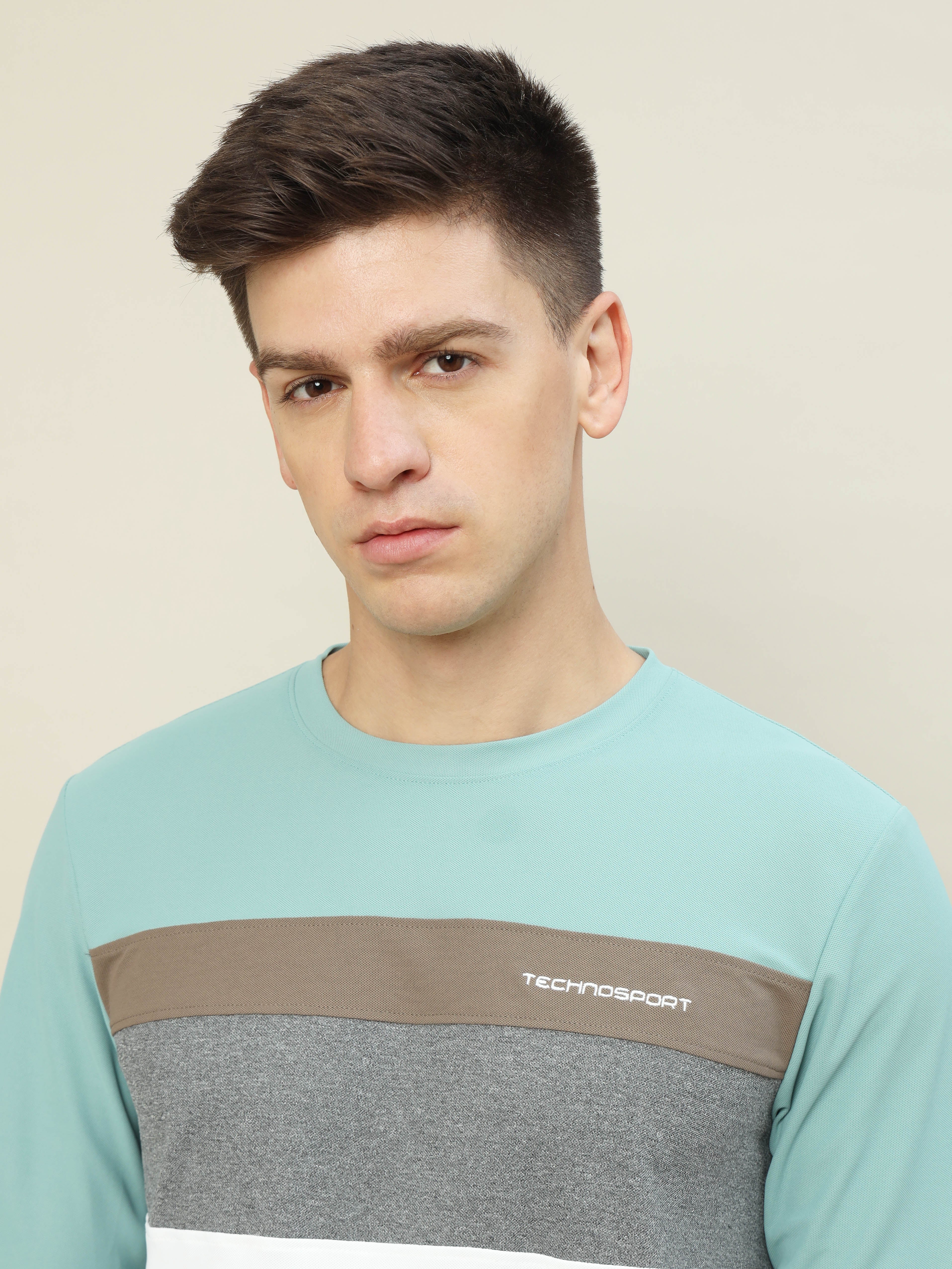 Men Colorblock Slim Fit T-shirt with MATPIQ - Image 6
