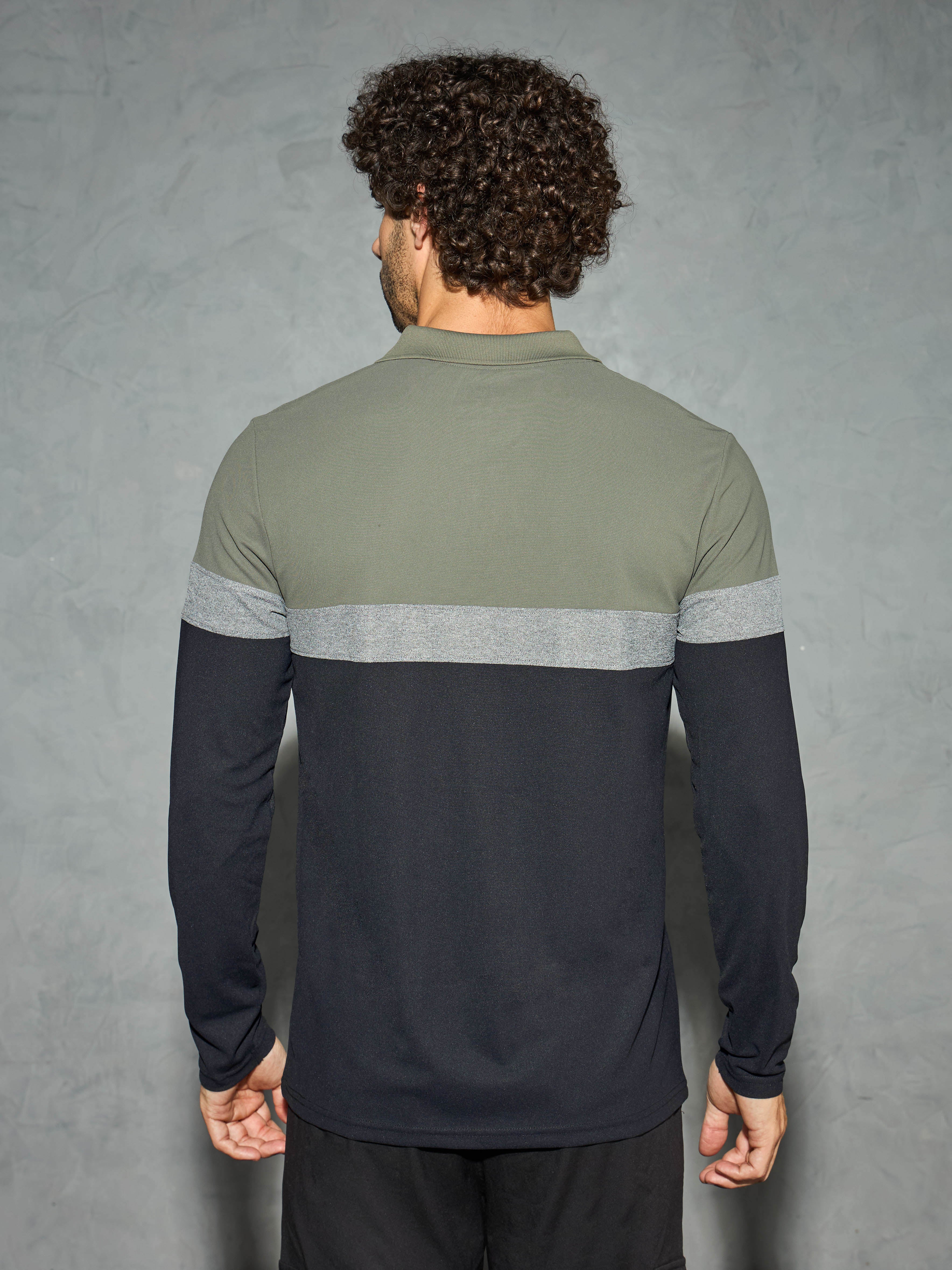Men Colorblock Slim Fit Polo T-shirt with MATPIQ - Image 3