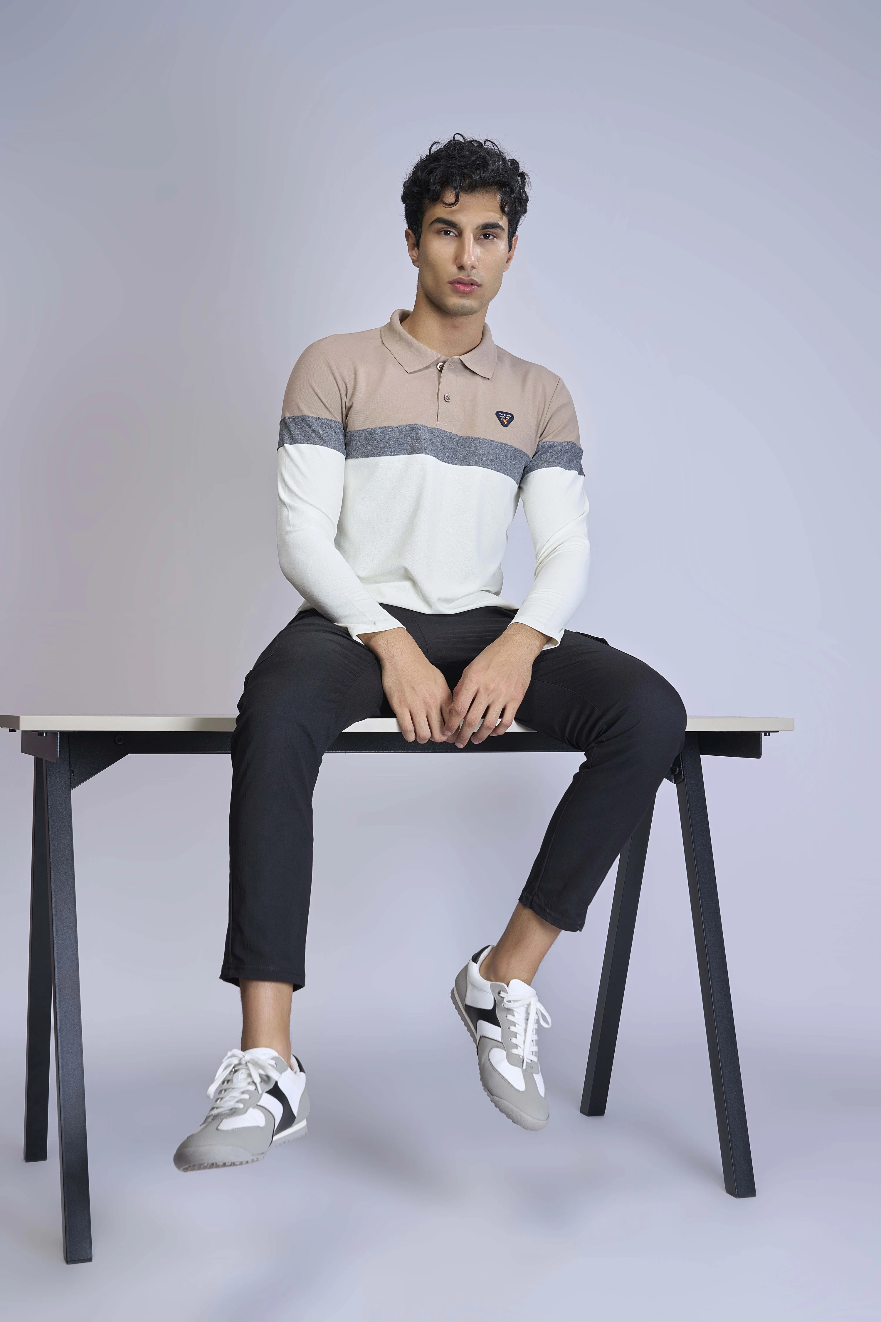 Men Colorblock Slim Fit Polo T-shirt with MATPIQ - Image 4