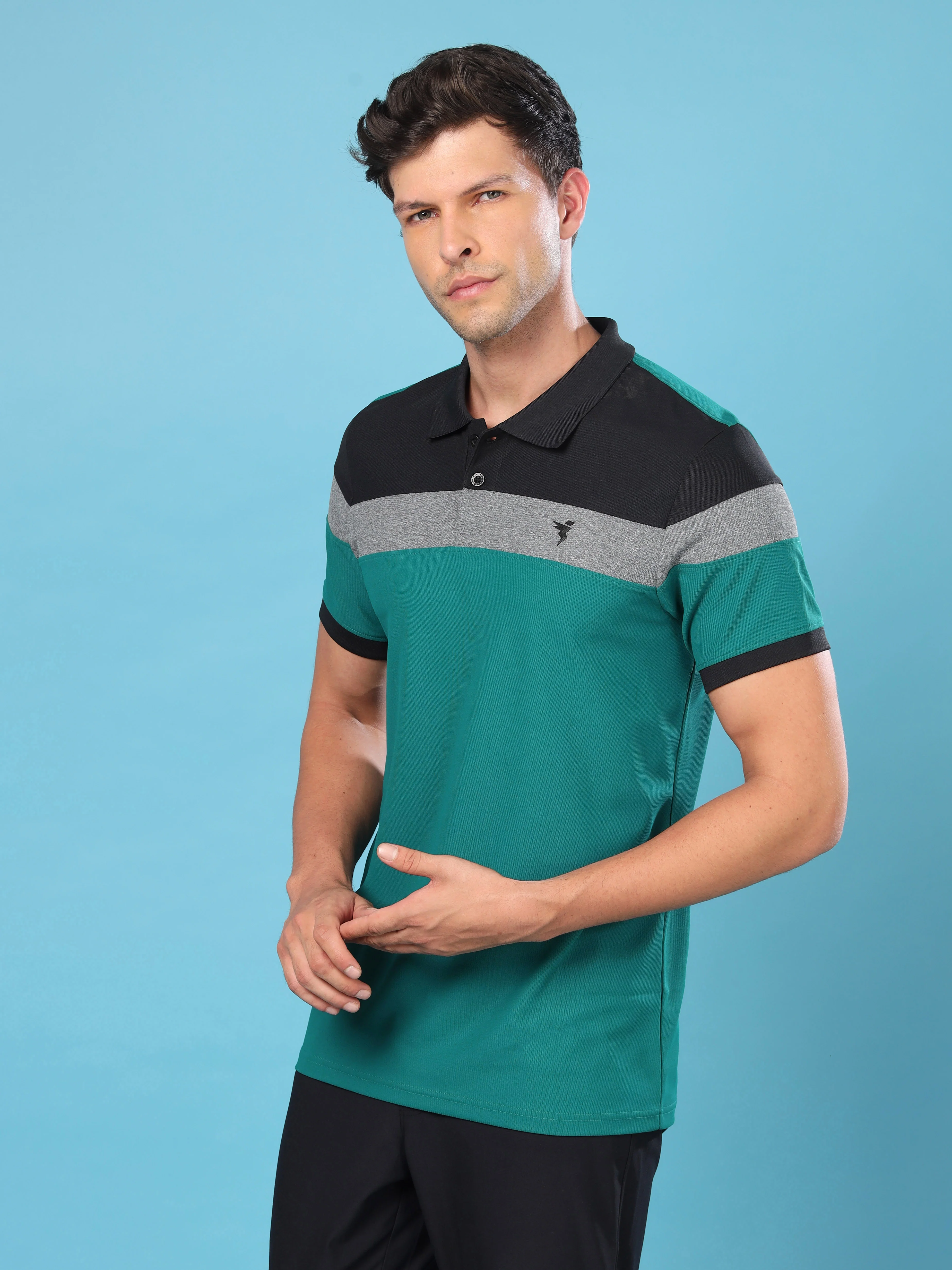 Men Colorblock Slim Fit Polo T-shirt with MATPIQ - Image 3