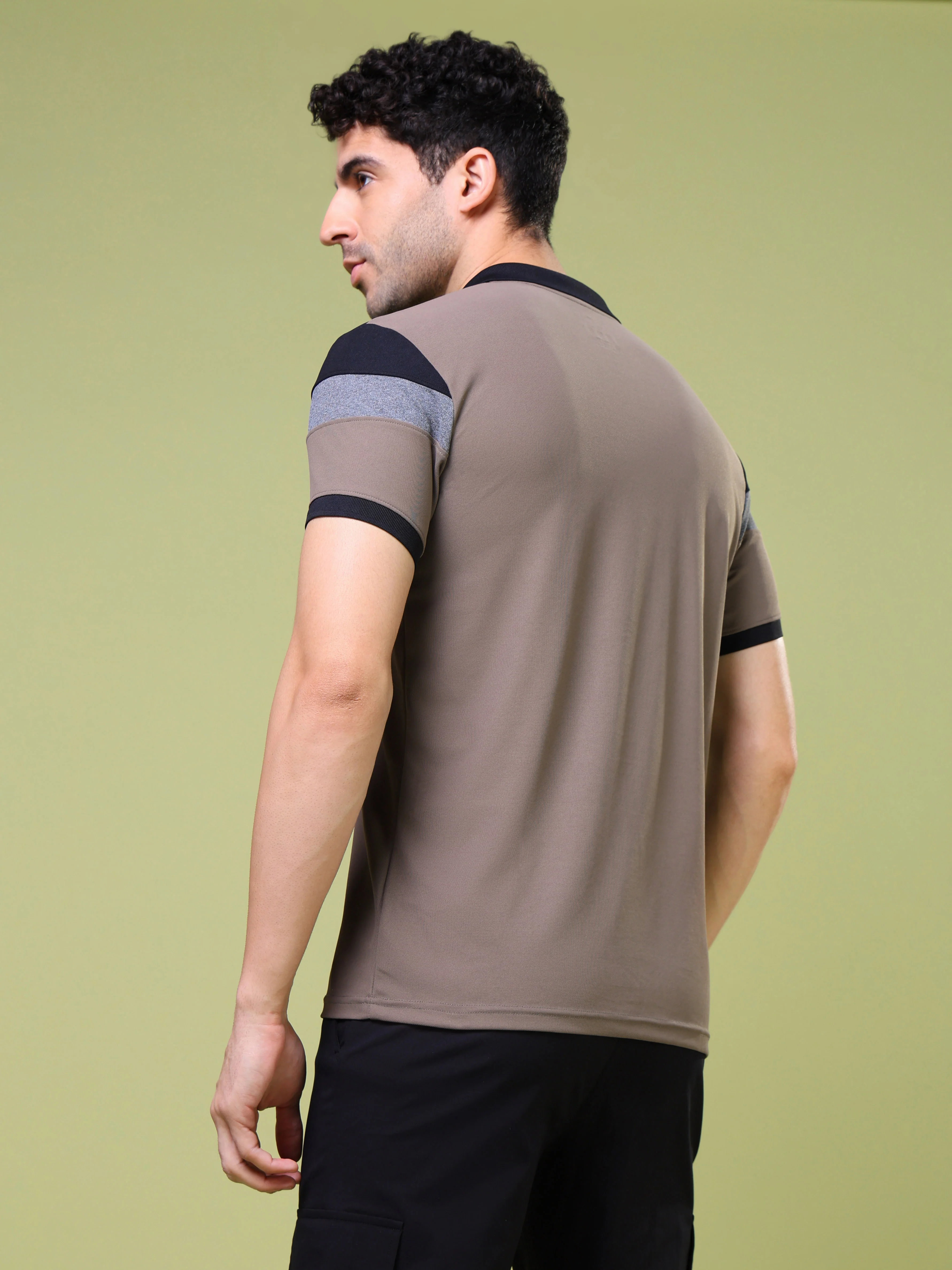 Men Colorblock Slim Fit Polo T-shirt with MATPIQ - Image 3