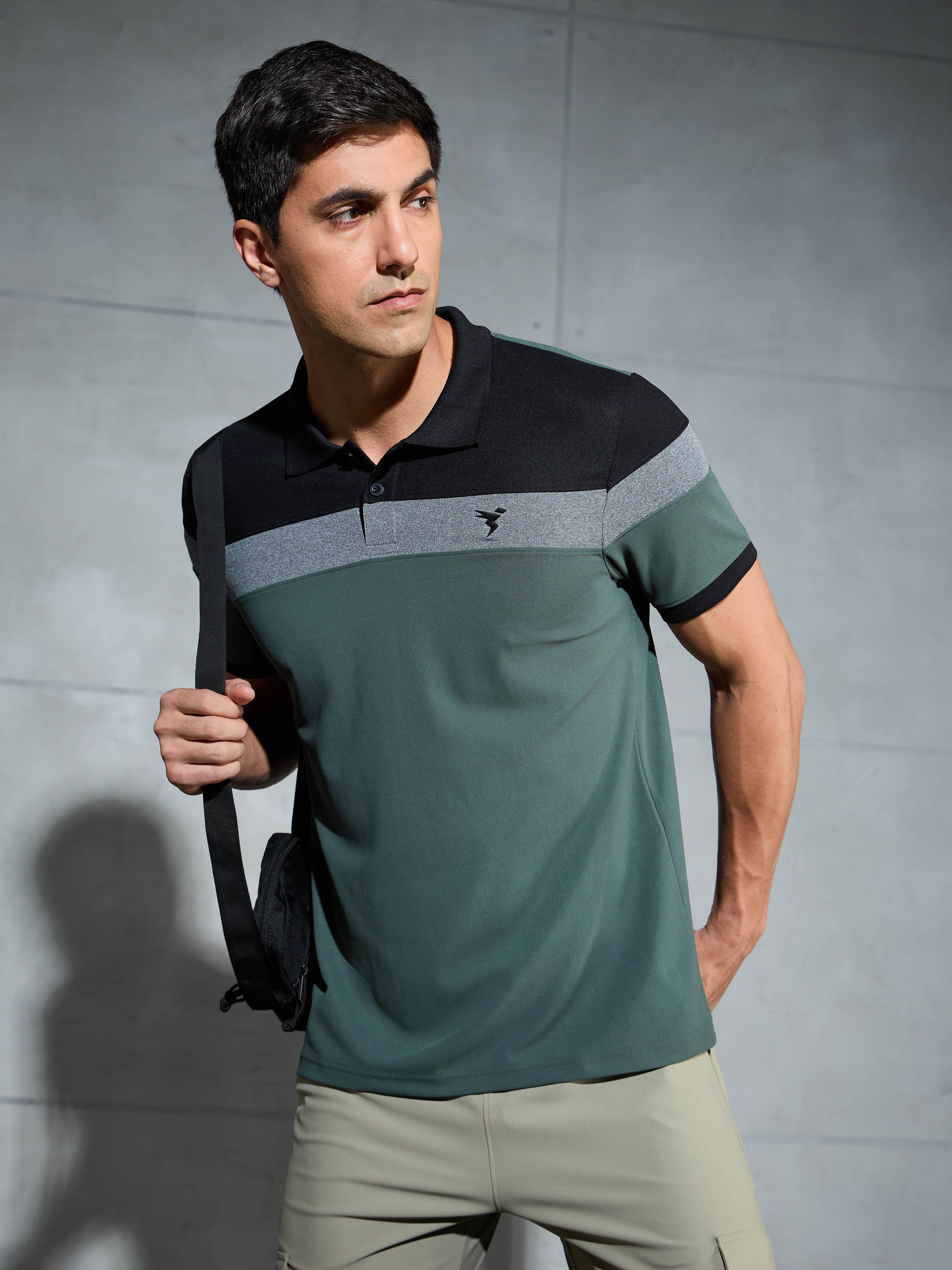 Men Colorblock Slim Fit Polo T-shirt with MATPIQ