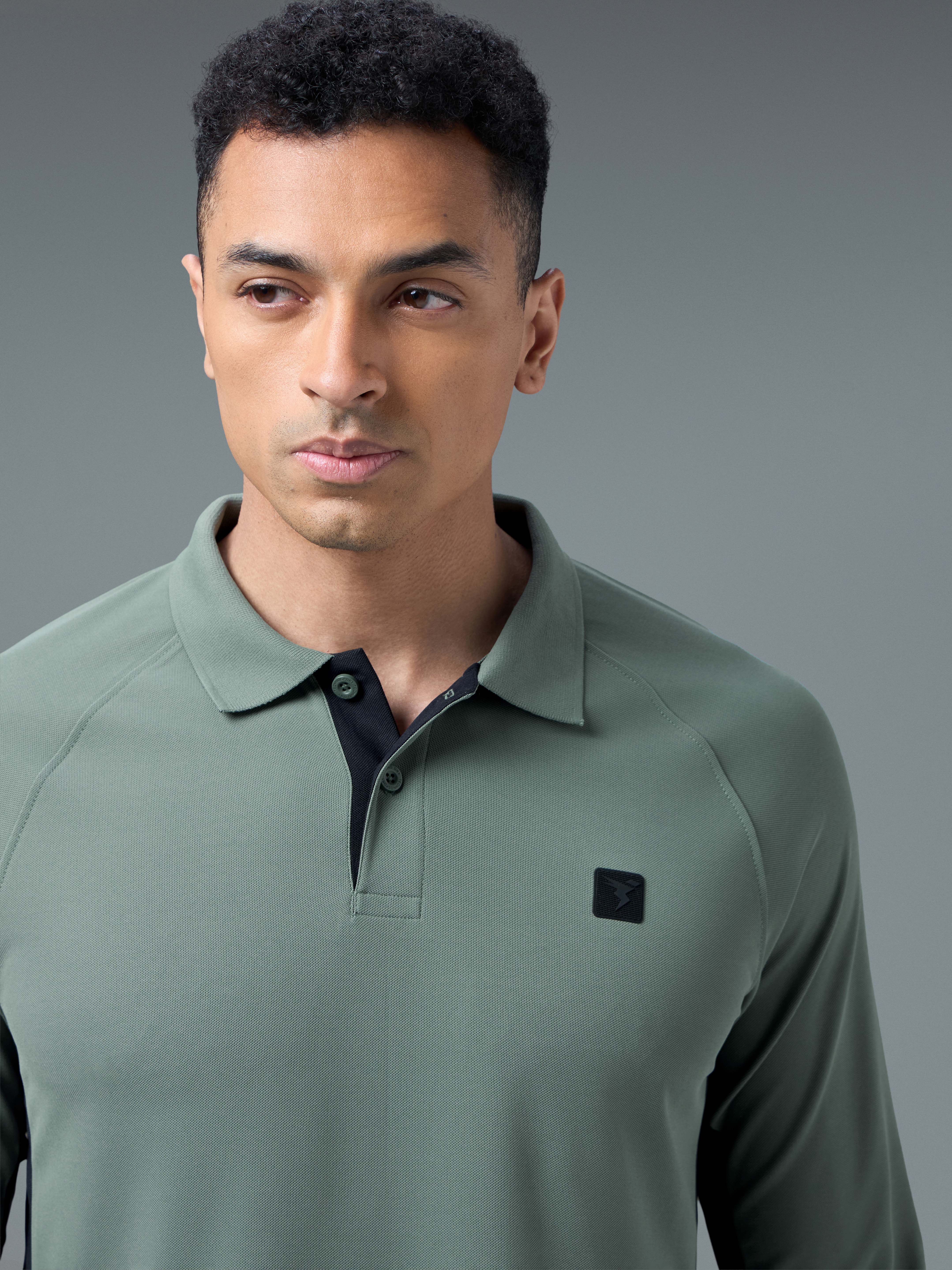 Men Colorblock Slim Fit Polo T-shirt with MATPIQ - Image 5