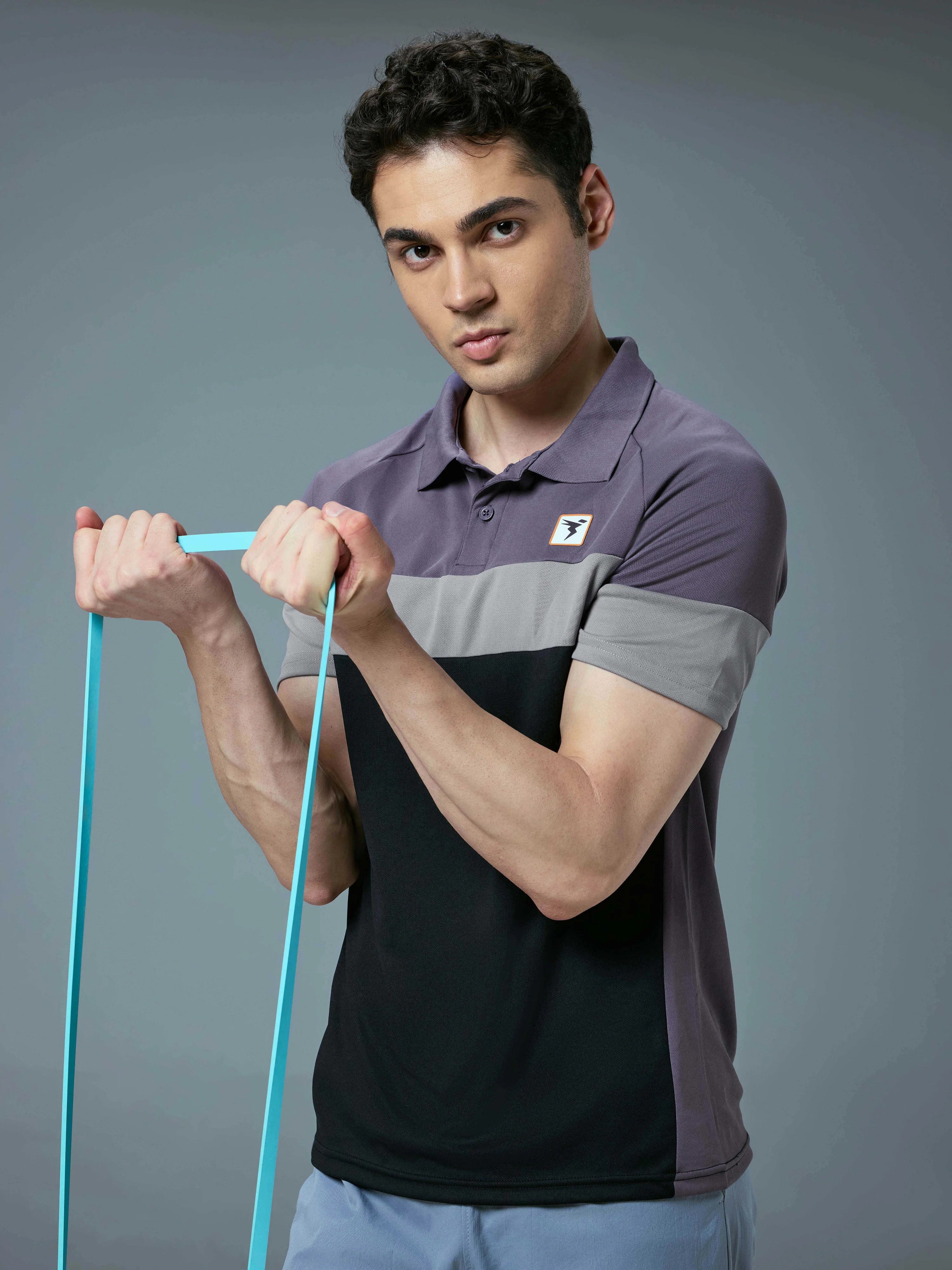 Men Colorblock Slim Fit Polo T-shirt with TECHNO COOL+