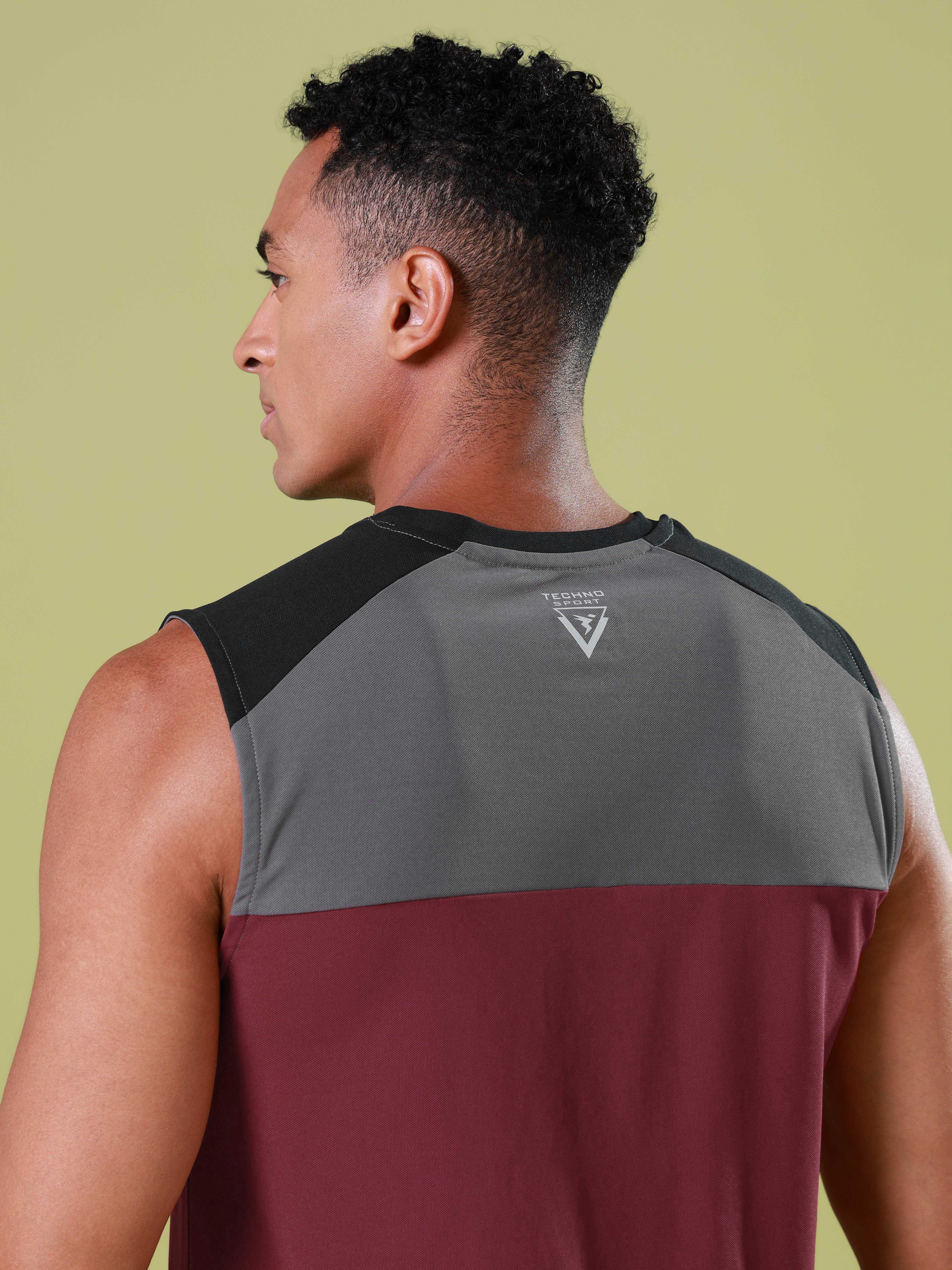 Men Colorblock Slim Fit Round Neck Sports Innerwear Vest with MATPIQ - Image 7