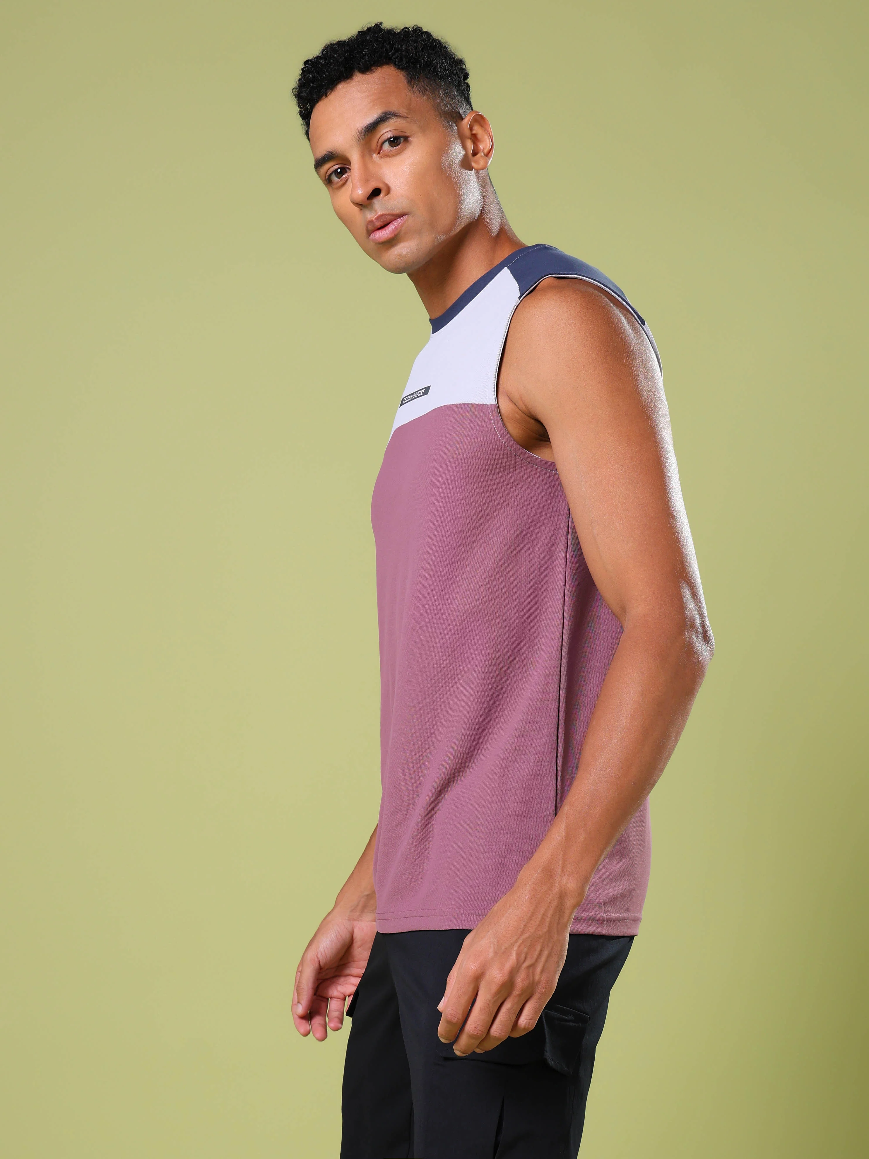 Men Colorblock Slim Fit Round Neck Sports Innerwear Vest with MATPIQ - Image 4