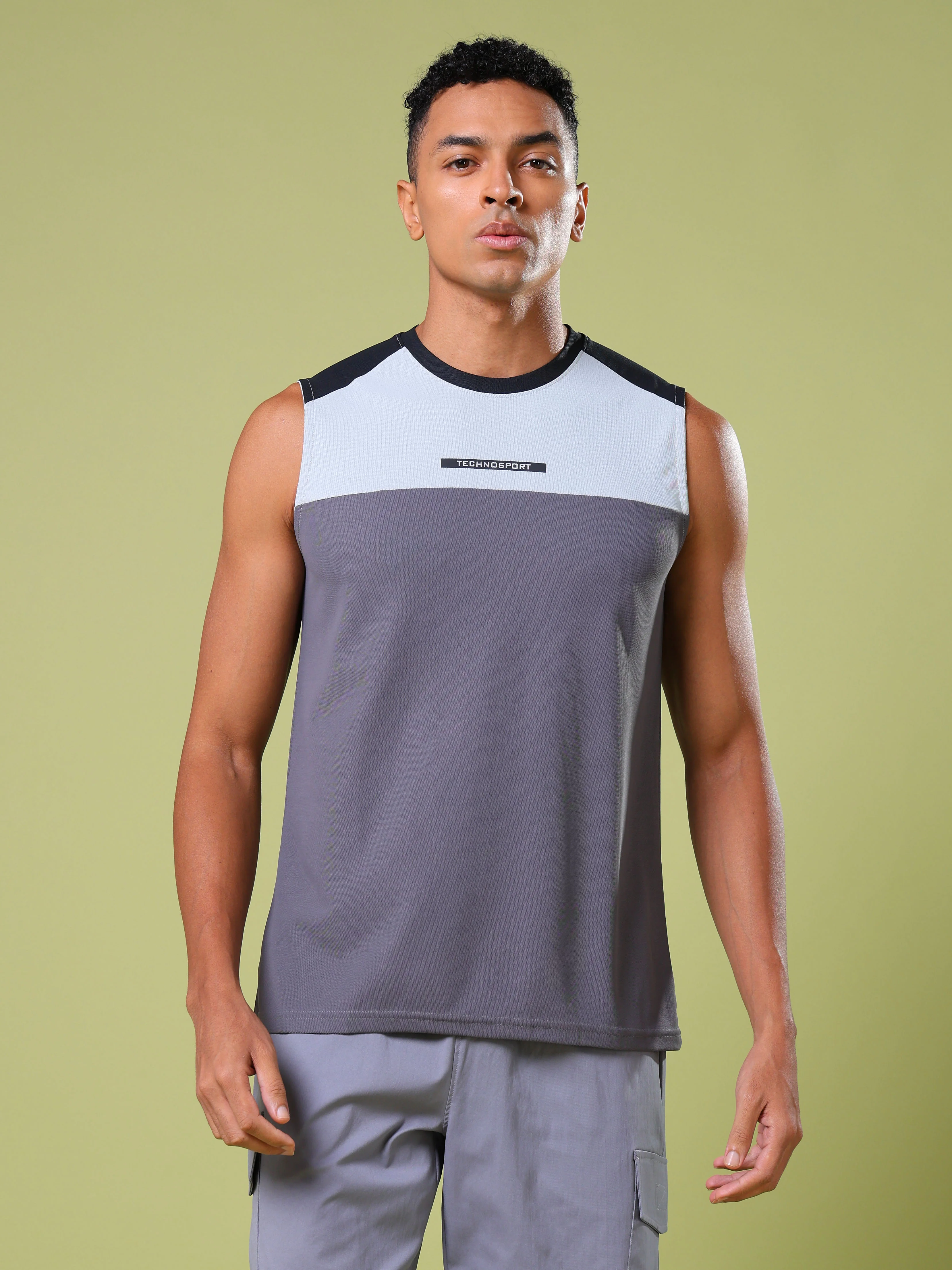 Men Colorblock Slim Fit Round Neck Sports Innerwear Vest with MATPIQ - Image 2