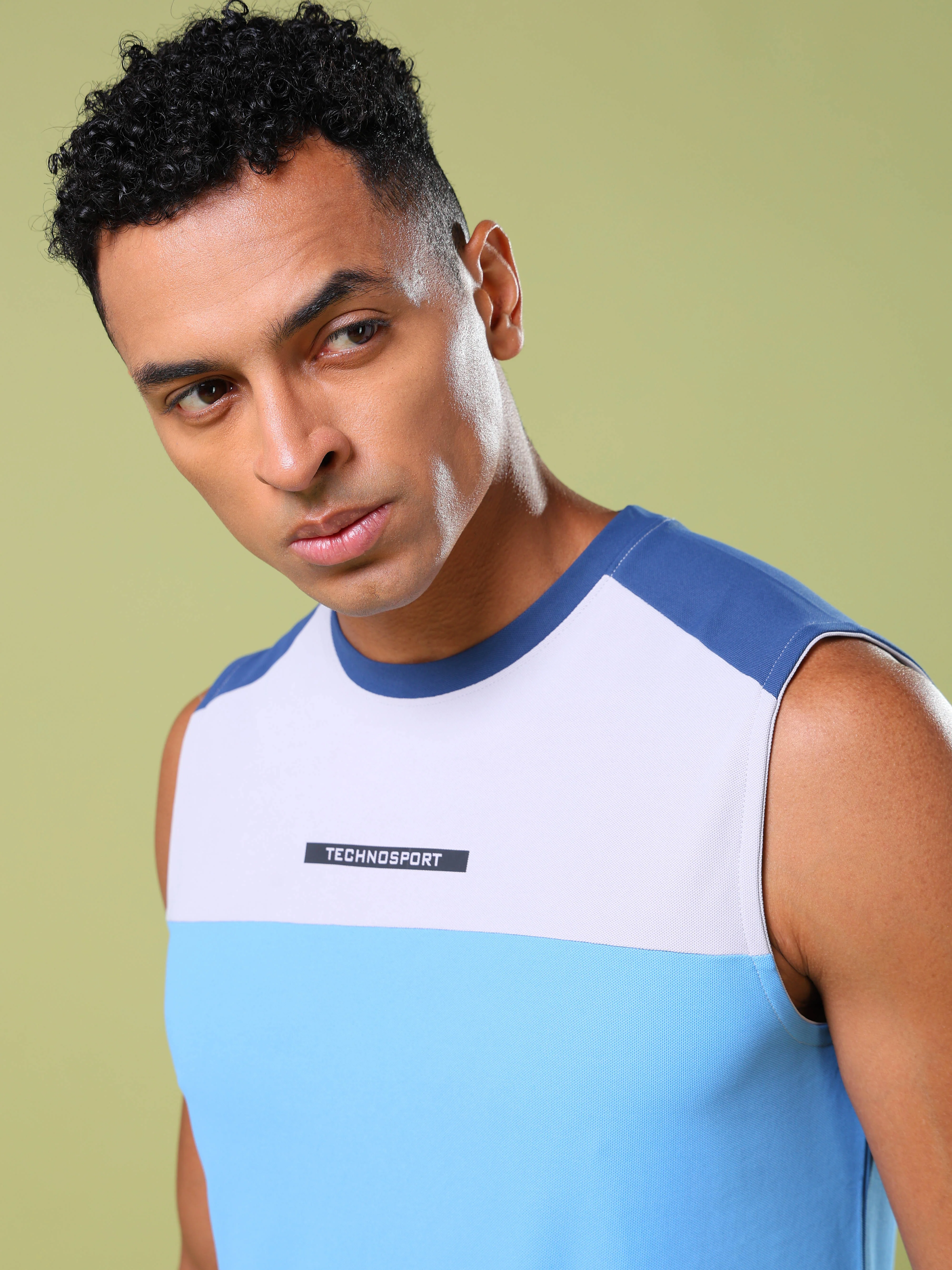 Men Colorblock Slim Fit Round Neck Sports Innerwear Vest with MATPIQ - Image 6