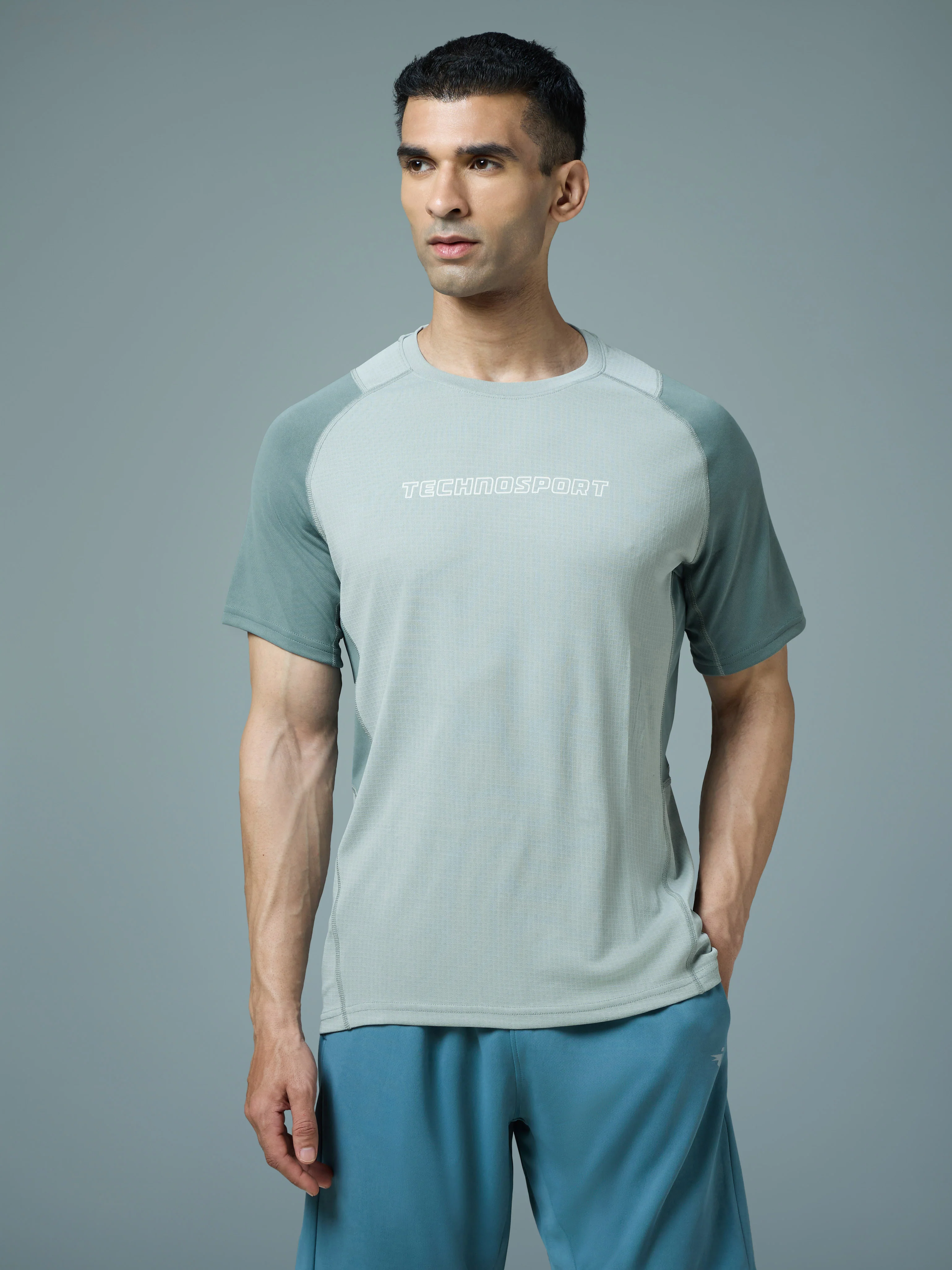 Men Colorblock Slim Fit Round Neck Sports T-shirt with TECHNOCOOL+ - Image 2