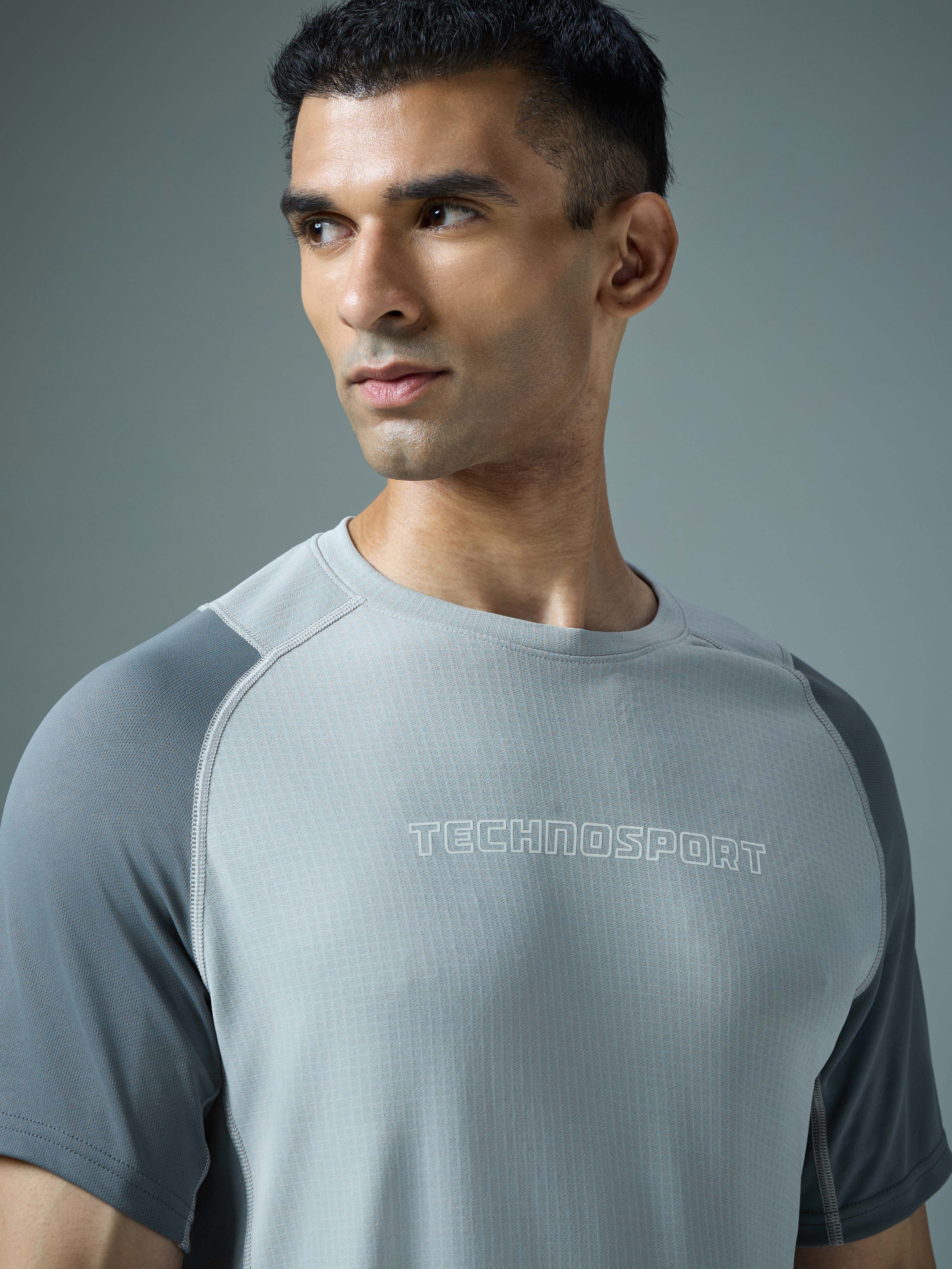 Men Colorblock Slim Fit Round Neck Sports T-shirt with TECHNOCOOL+ - Image 6
