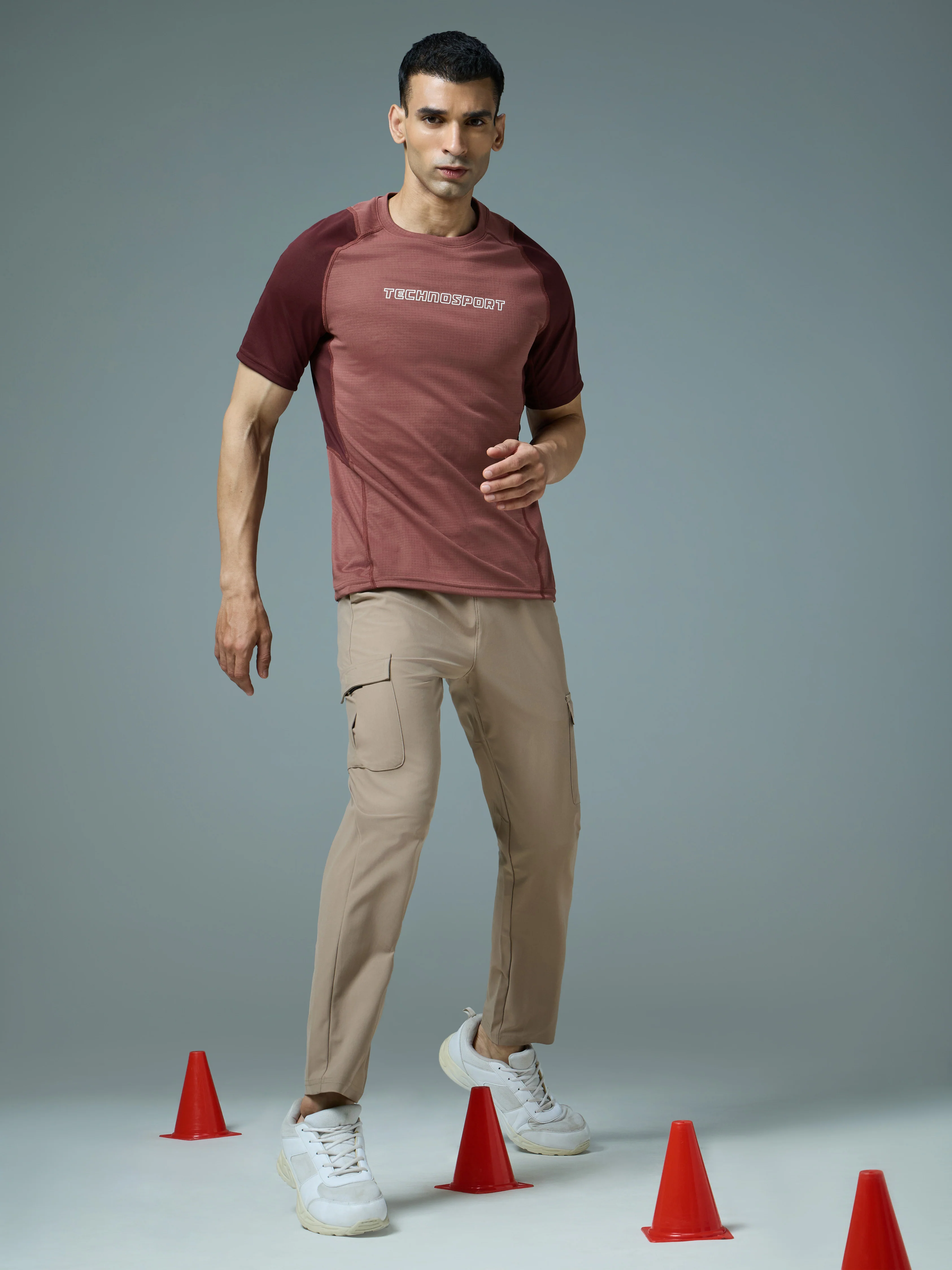 Men Colorblock Slim Fit Round Neck Sports T-shirt with TECHNOCOOL+ - Image 5