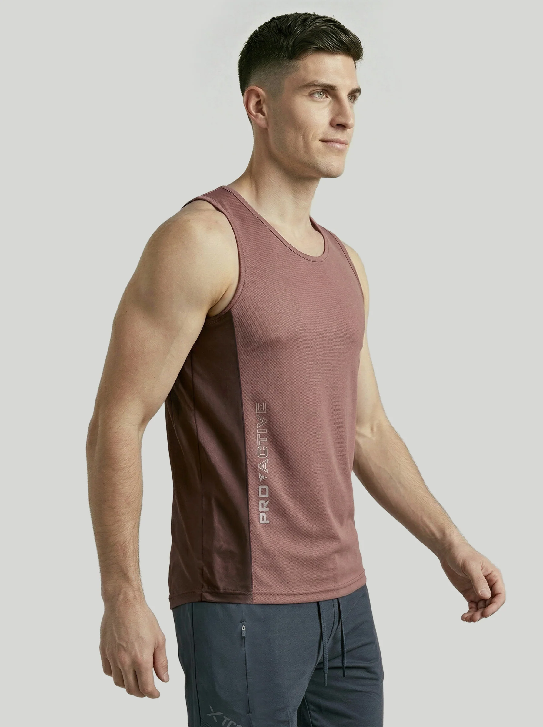 Men Colorblock Slim Fit Scoop Neck Sports Innerwear Vest with TECHNOCOOL+ - Image 5