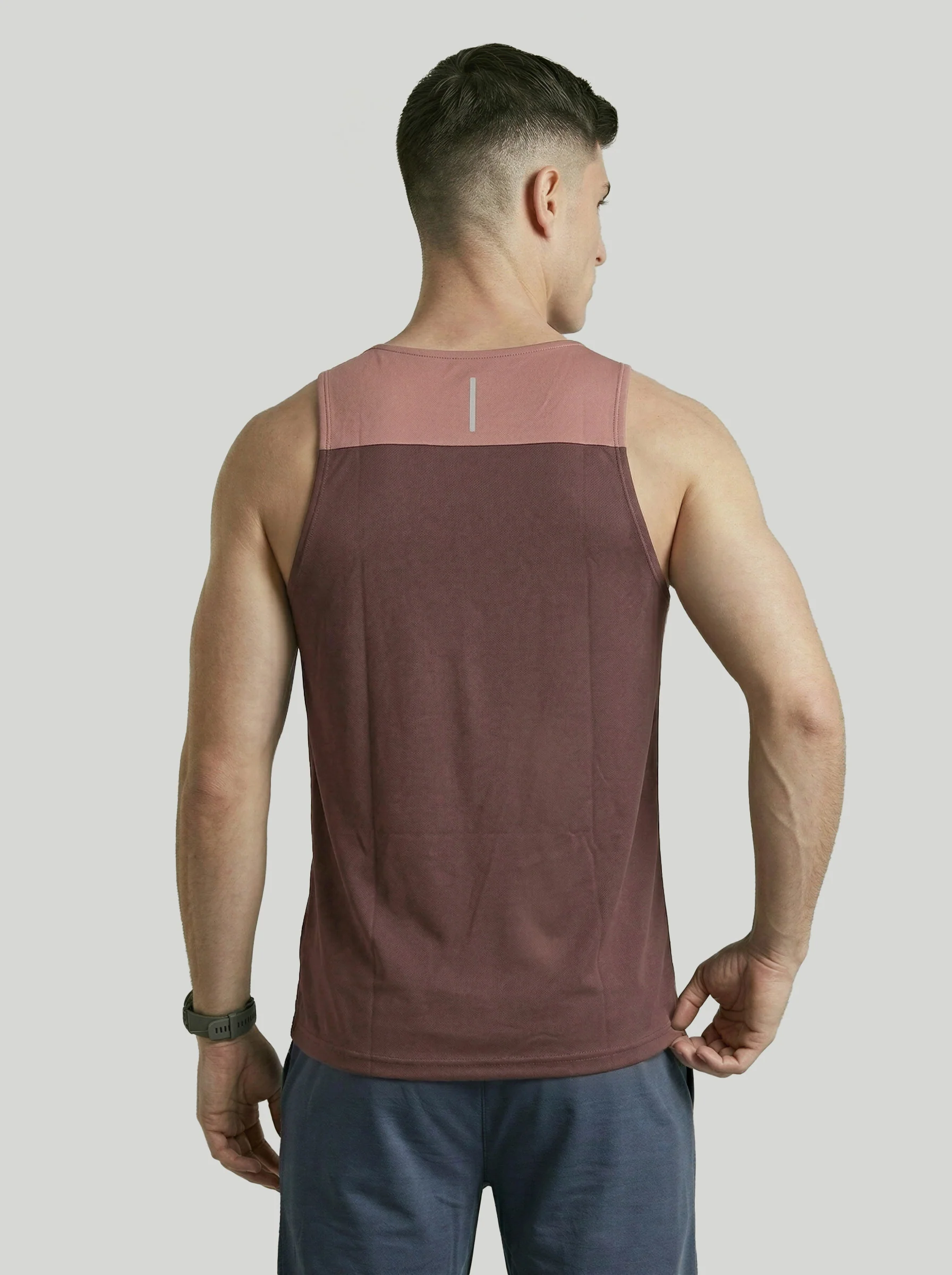 Men Colorblock Slim Fit Scoop Neck Sports Innerwear Vest with TECHNOCOOL+ - Image 6