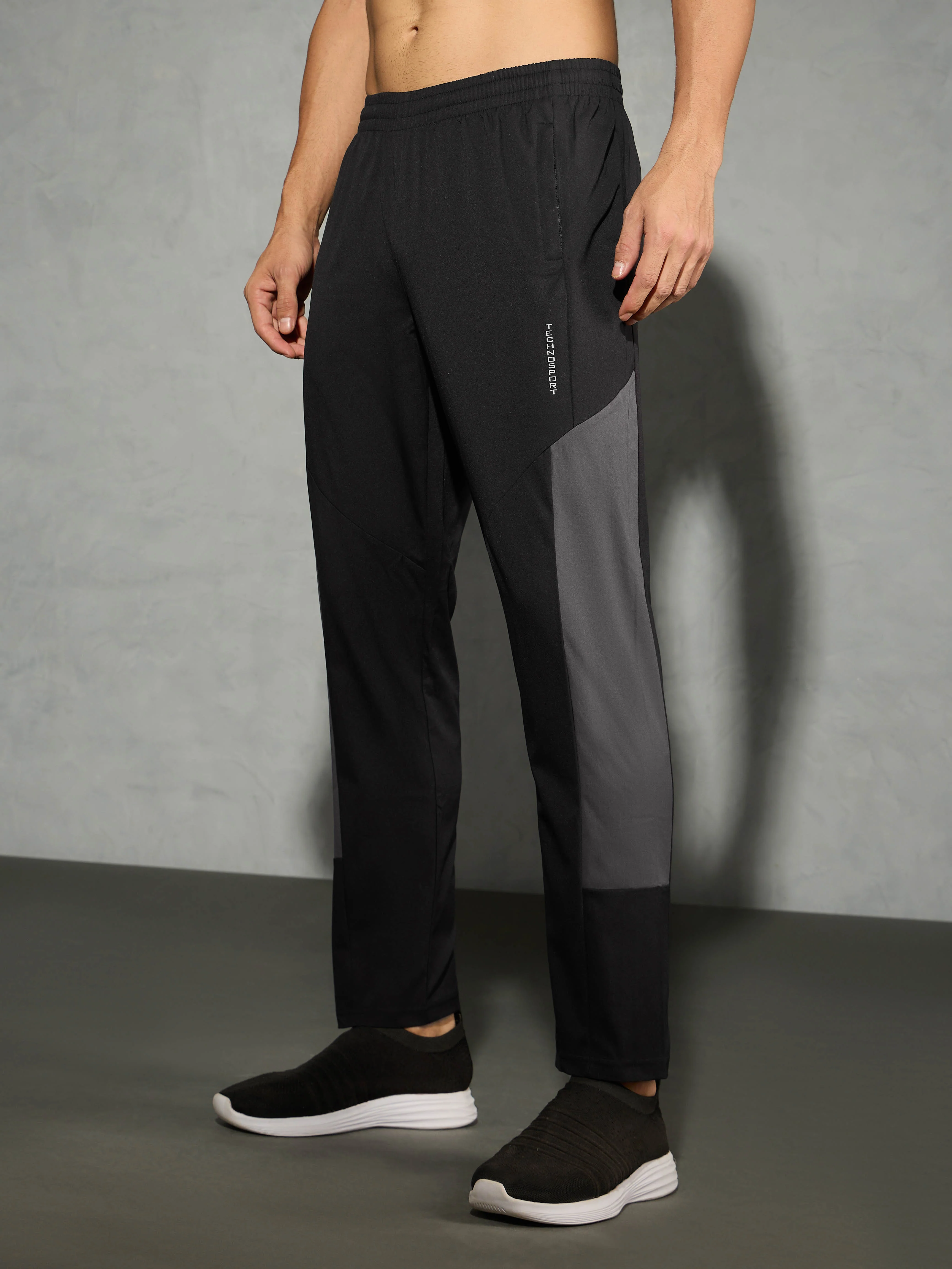 Men Colorblock Slim Fit Trackpants with TS FLEXI - Image 4