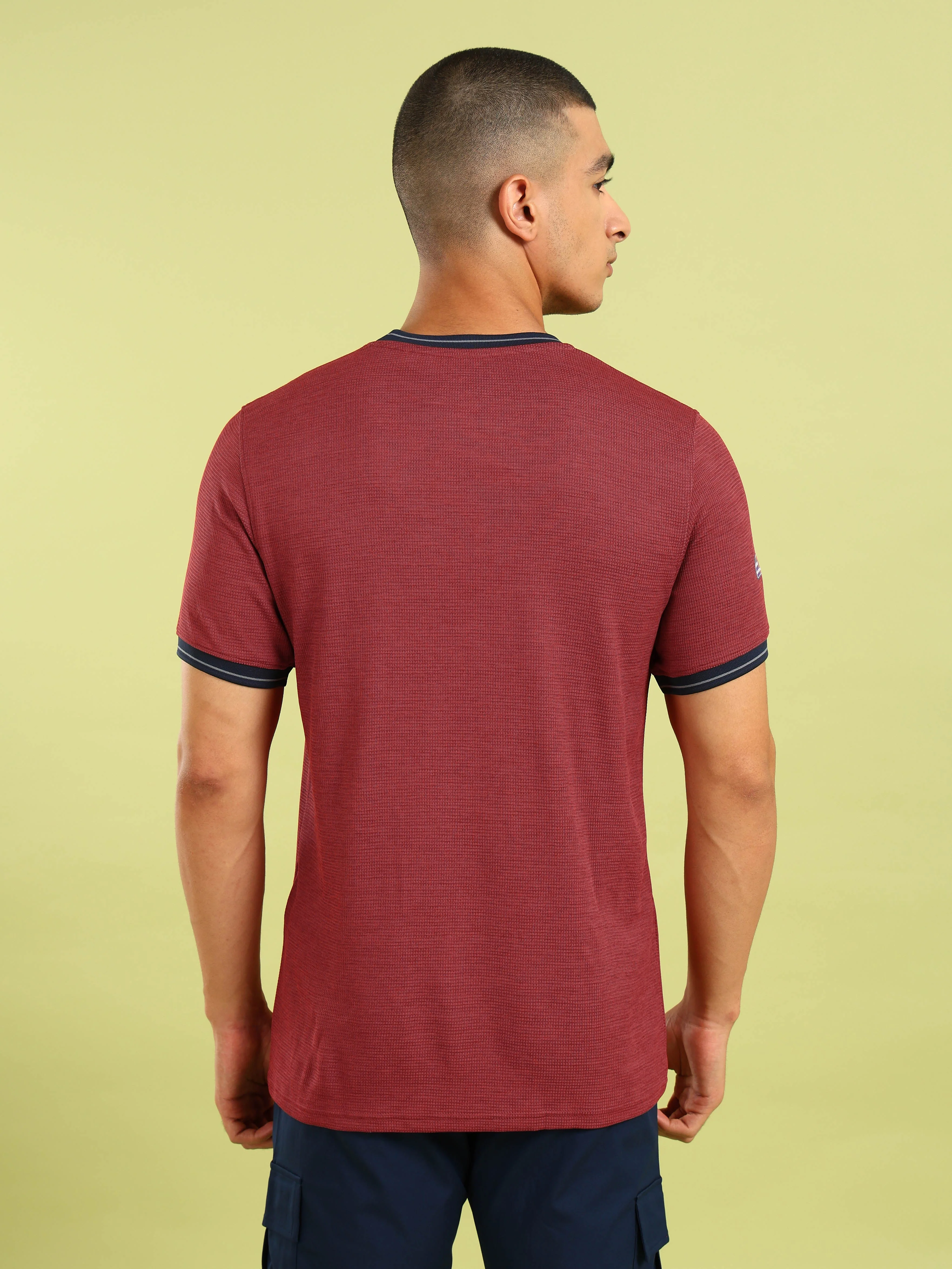 Men Cubic Melange Slim Fit Round Neck Sports T-shirt with DOUBLE COOL - Image 4