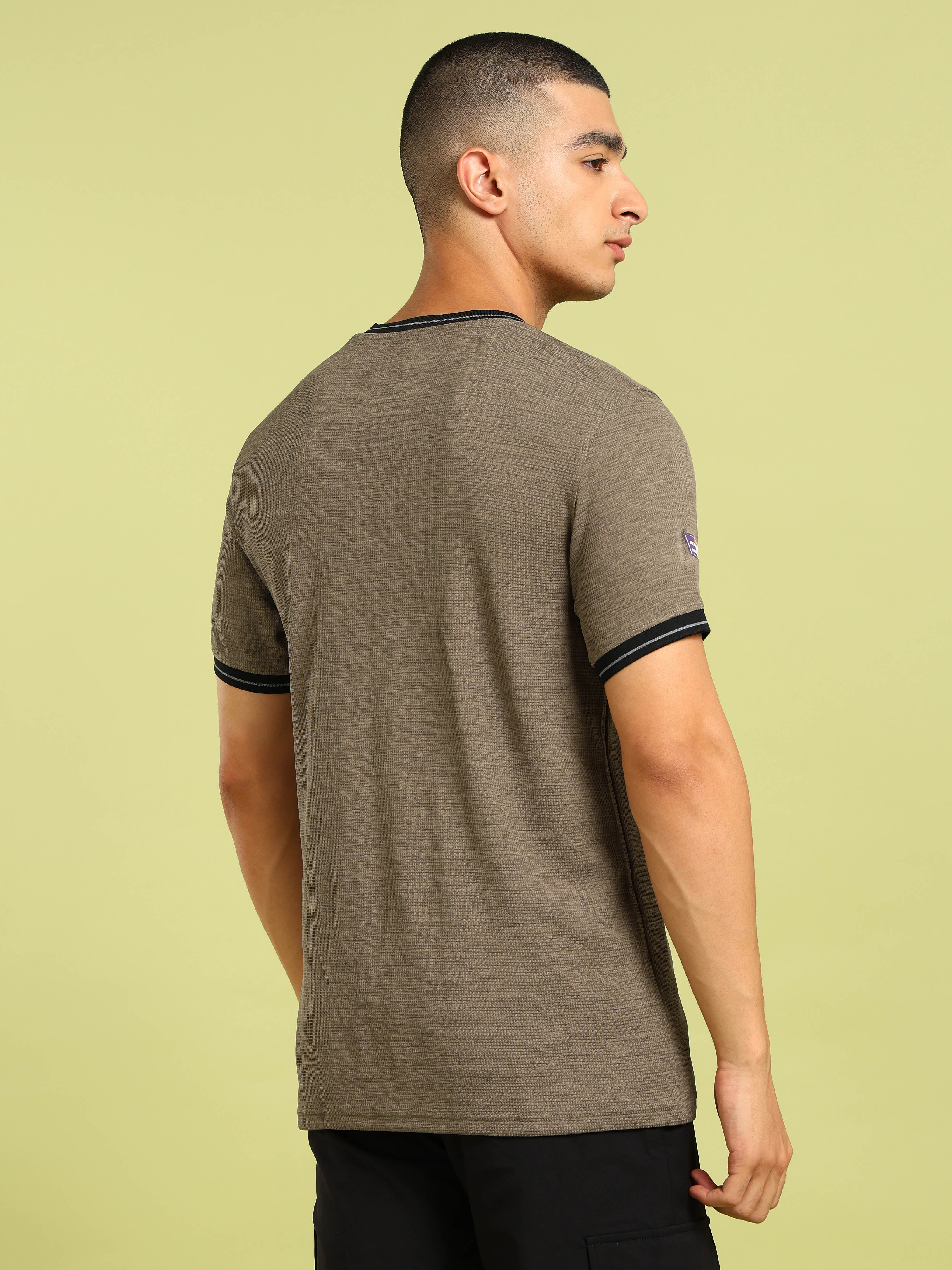Men Cubic Melange Slim Fit Round Neck Sports T-shirt with DOUBLE COOL - Image 3