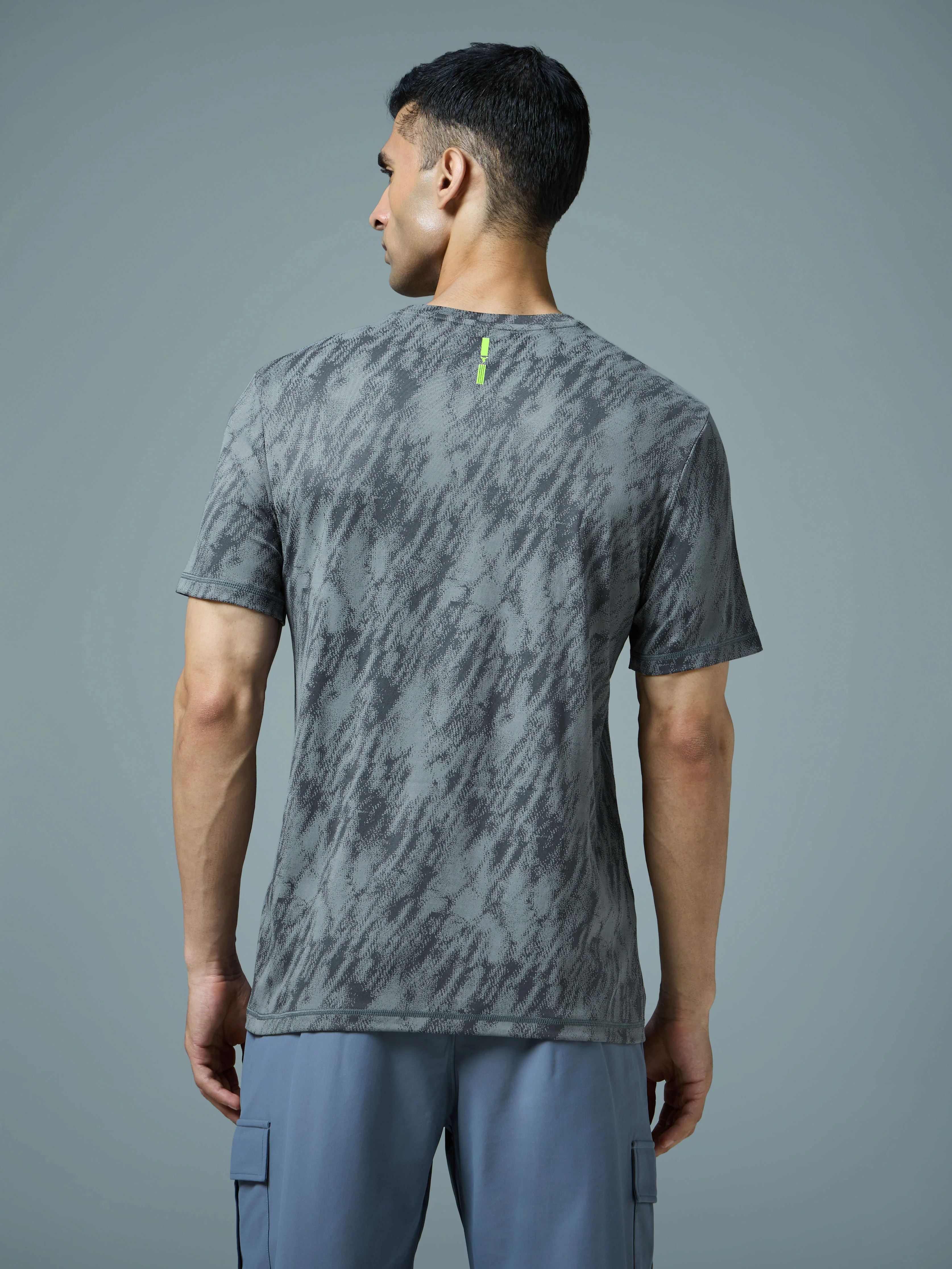 Men Jacquard Slim Fit Crew Neck T-shirt with DOUBLE COOL - Image 3