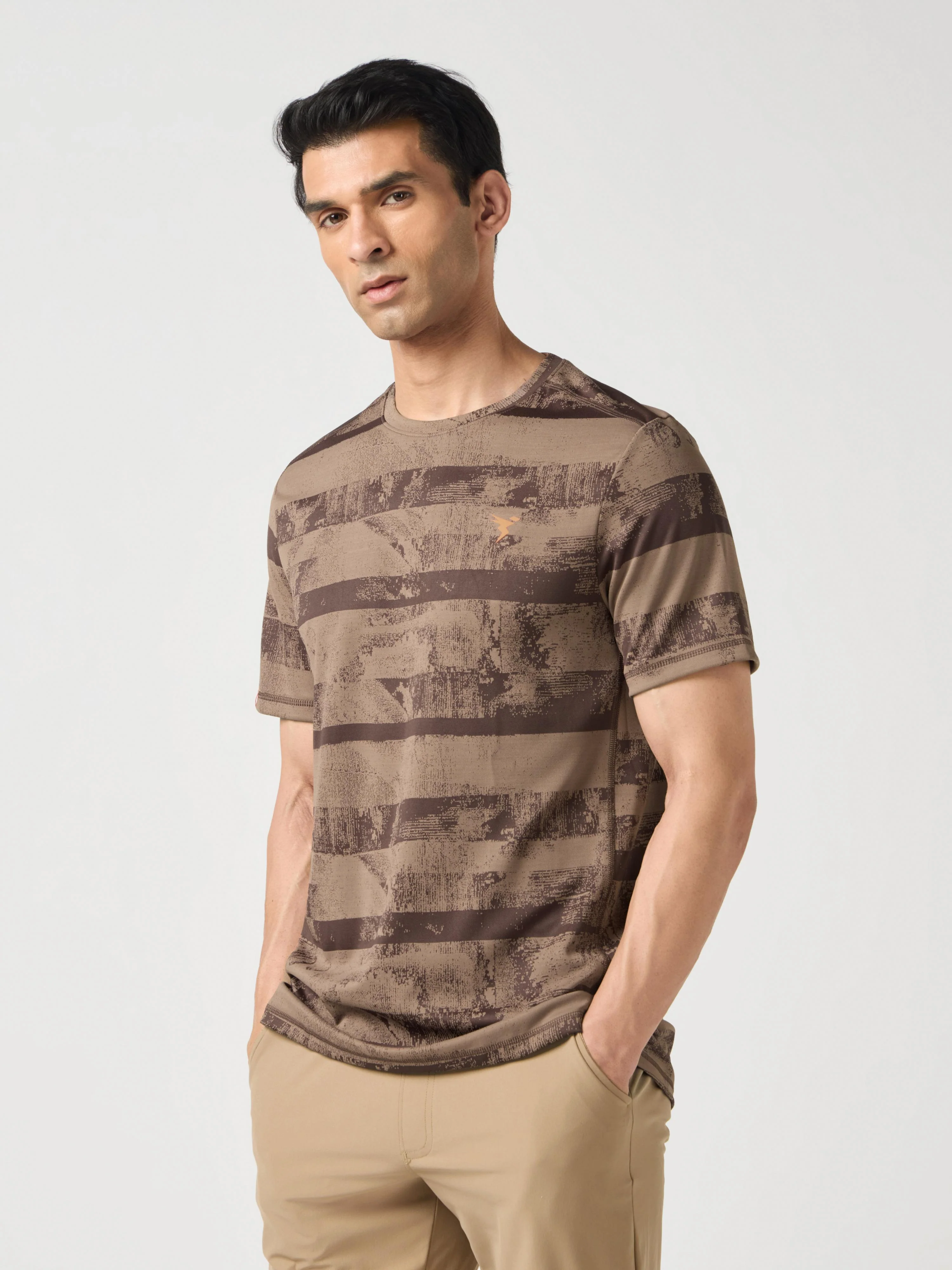 Men Jacquard Slim Fit Crew Neck T-shirt with DOUBLE COOL - Image 4