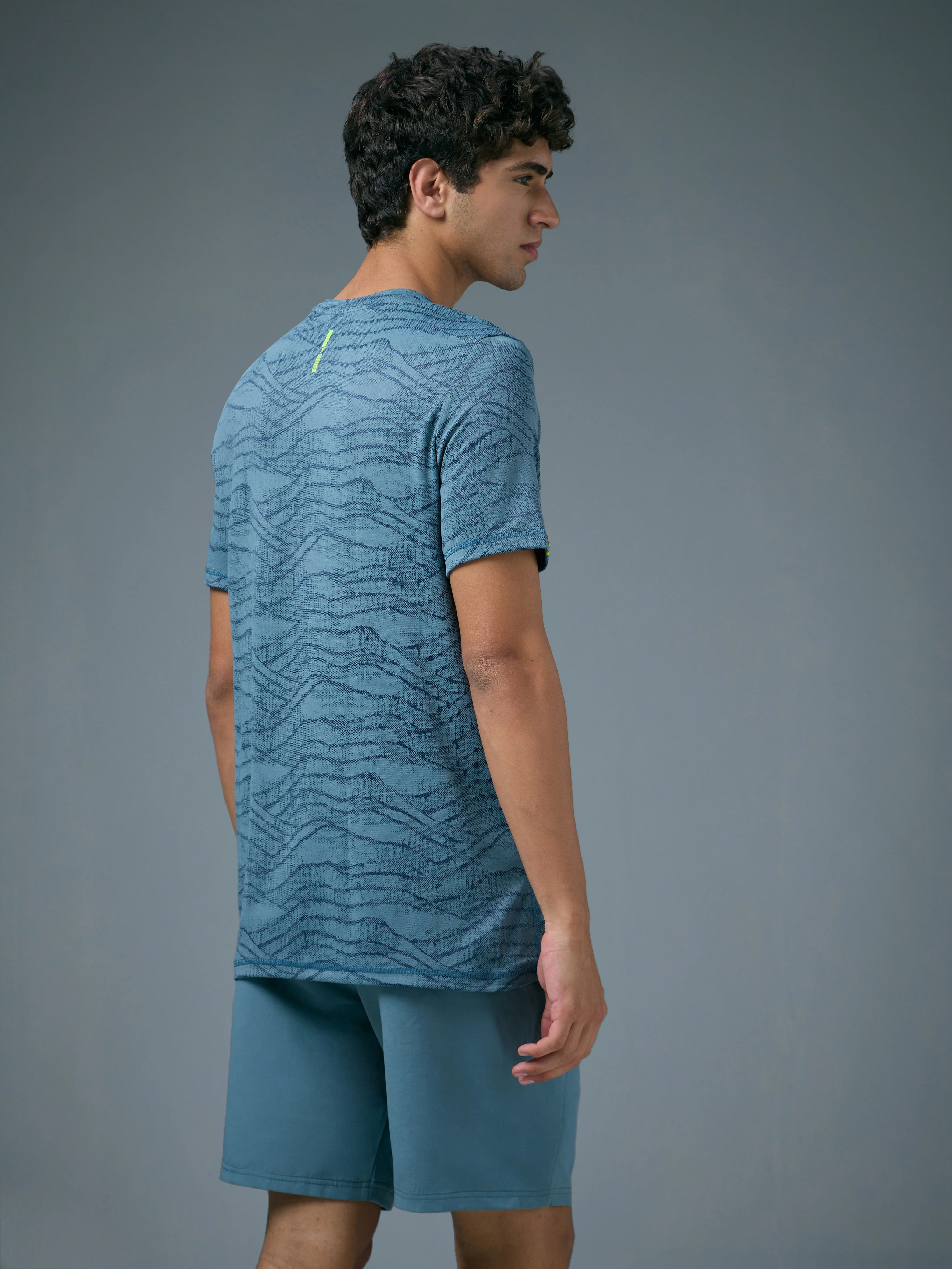 Men Jacquard Slim Fit Crew Neck T-shirt with DOUBLE COOL - Image 3