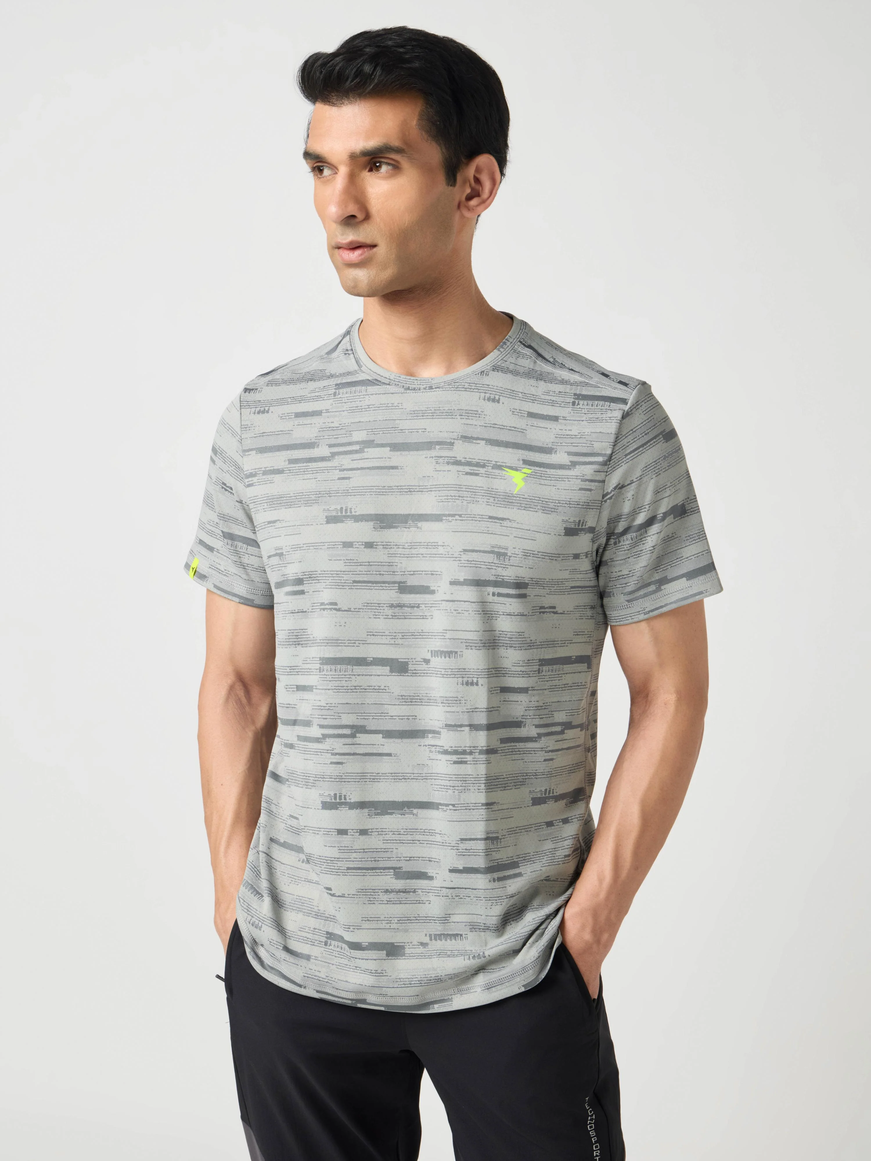 Men Jacquard Slim Fit Crew Neck T-shirt with DOUBLE COOL