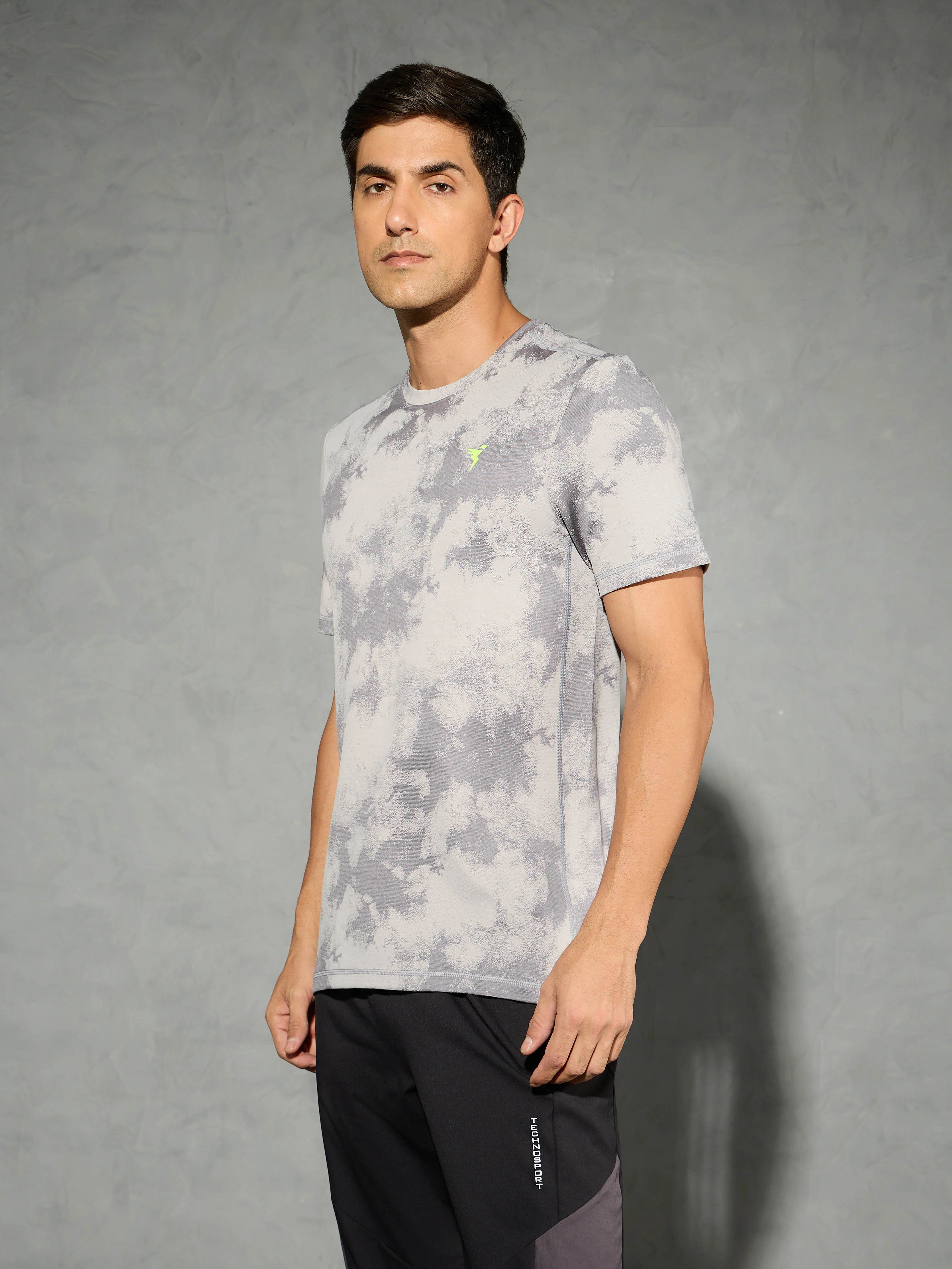 Men Jacquard Slim Fit Crew Neck T-shirt with DOUBLE COOL - Image 3