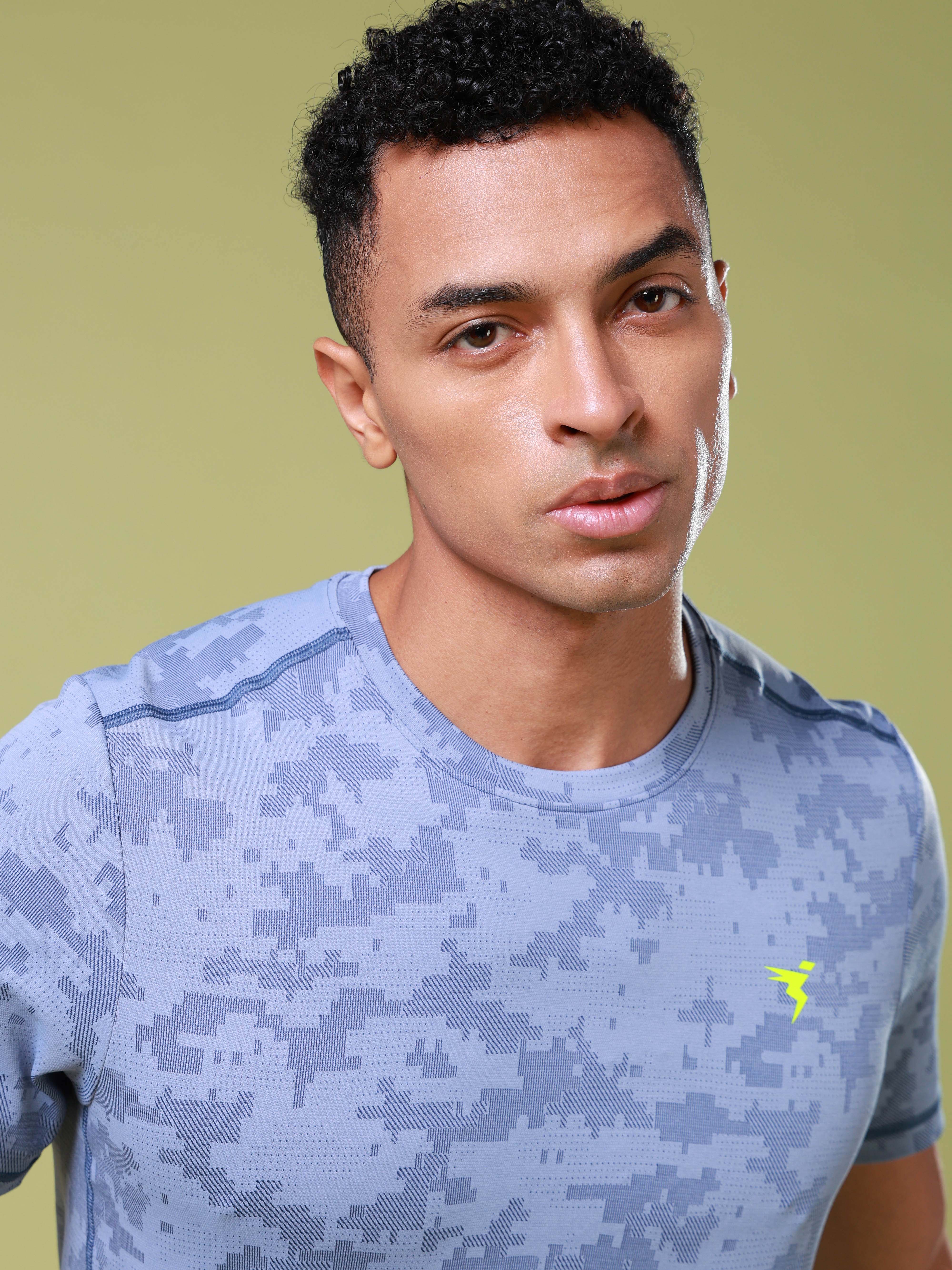 Men Jacquard Slim Fit Crew Neck T-shirt with DOUBLE COOL - Image 6
