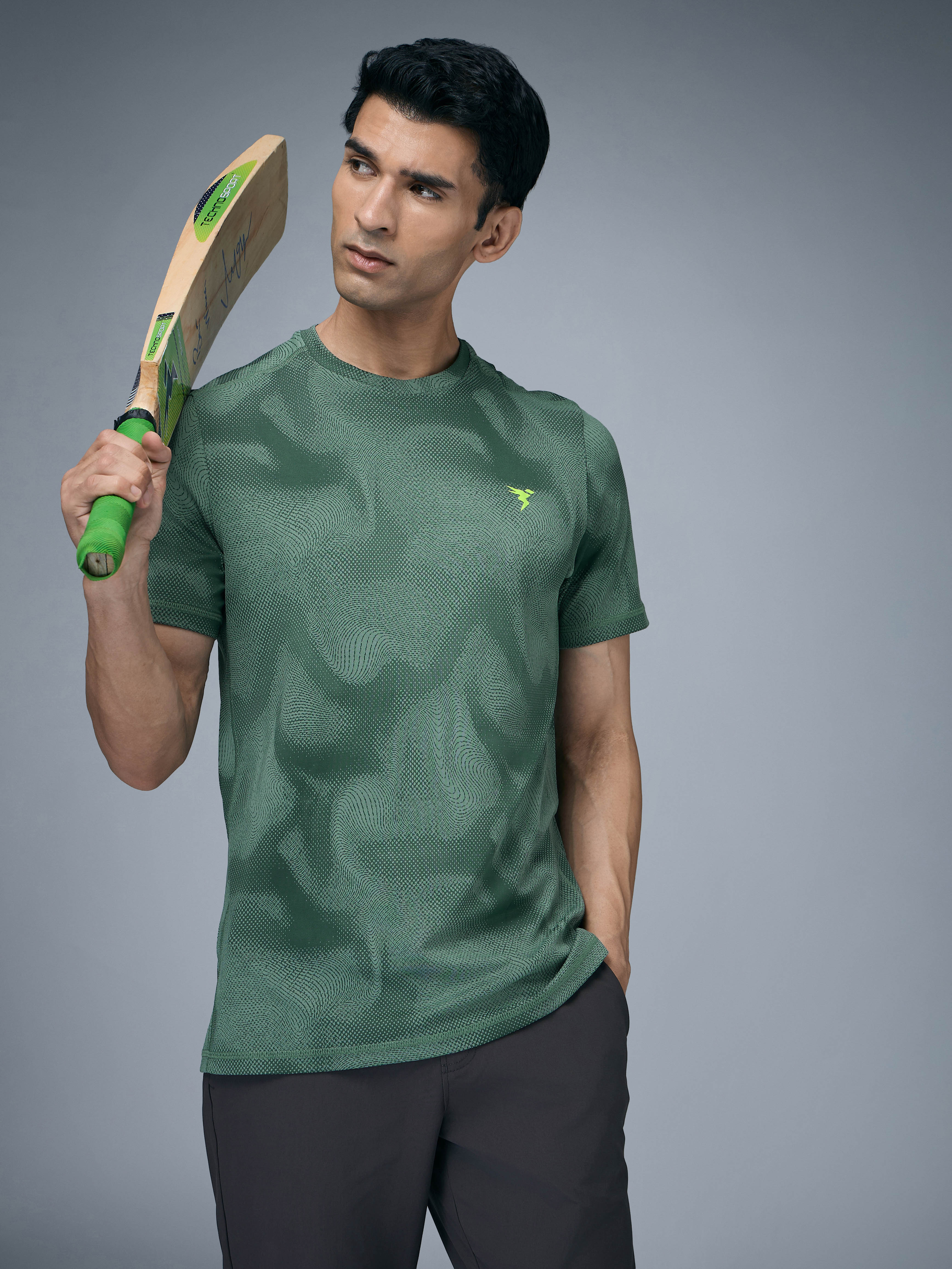 Men Jacquard Slim Fit Crew Neck T-shirt with DOUBLE COOL