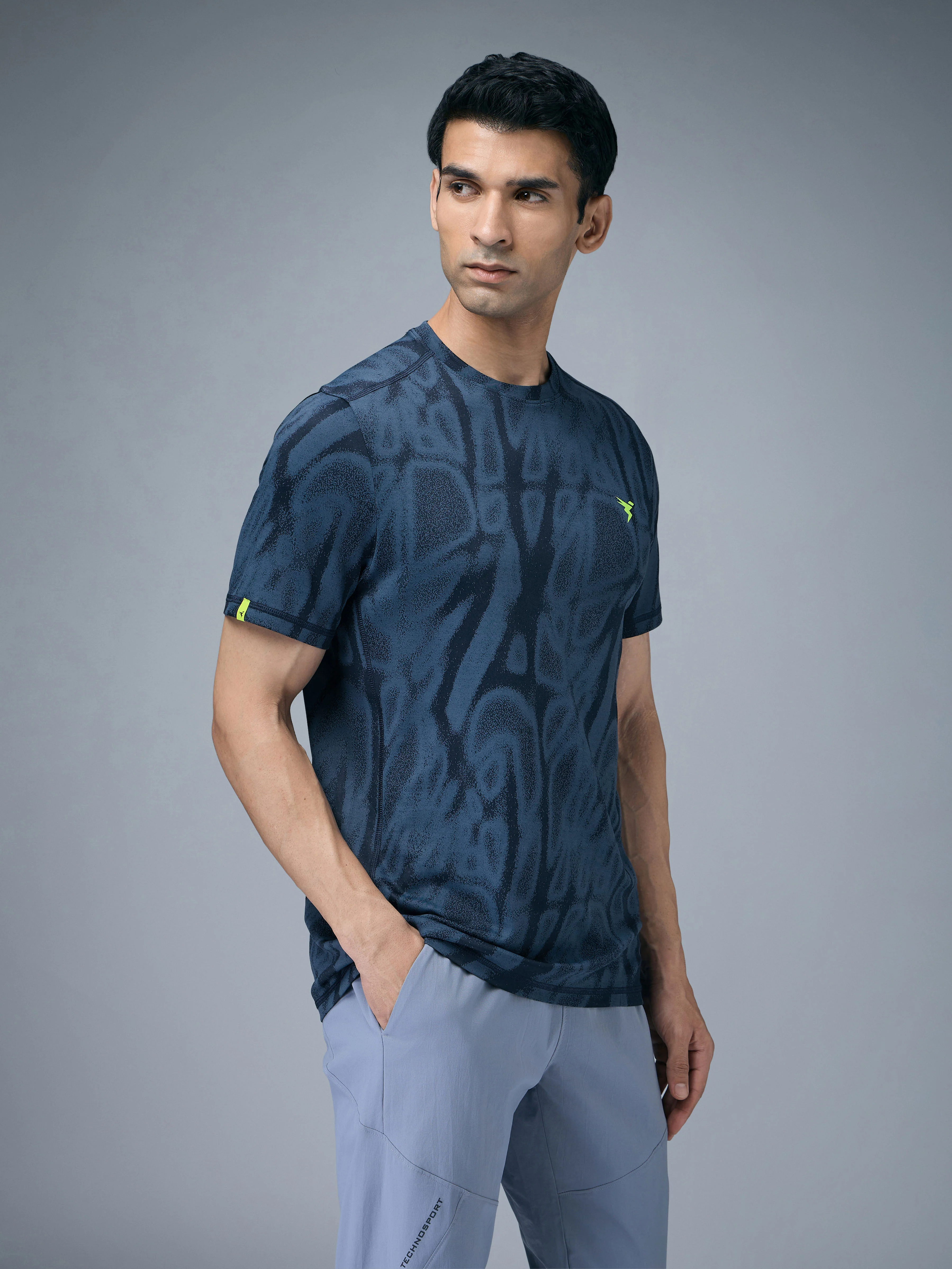 Men Jacquard Slim Fit Crew Neck T-shirt with DOUBLE COOL - Image 4