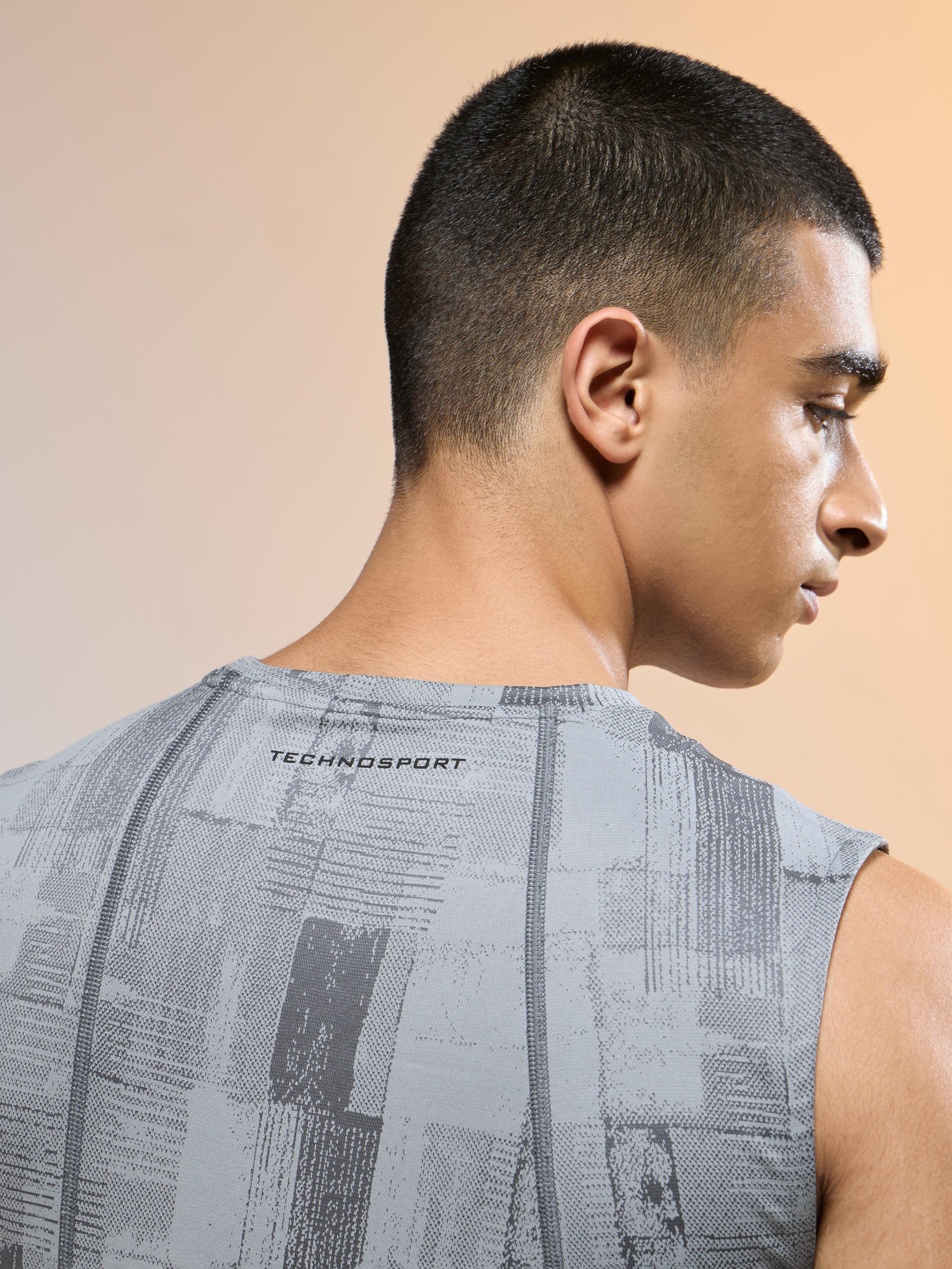 Men Jacquard Slim Fit Round Neck Sports Innerwear Vest with DOUBLE COOL - Image 7