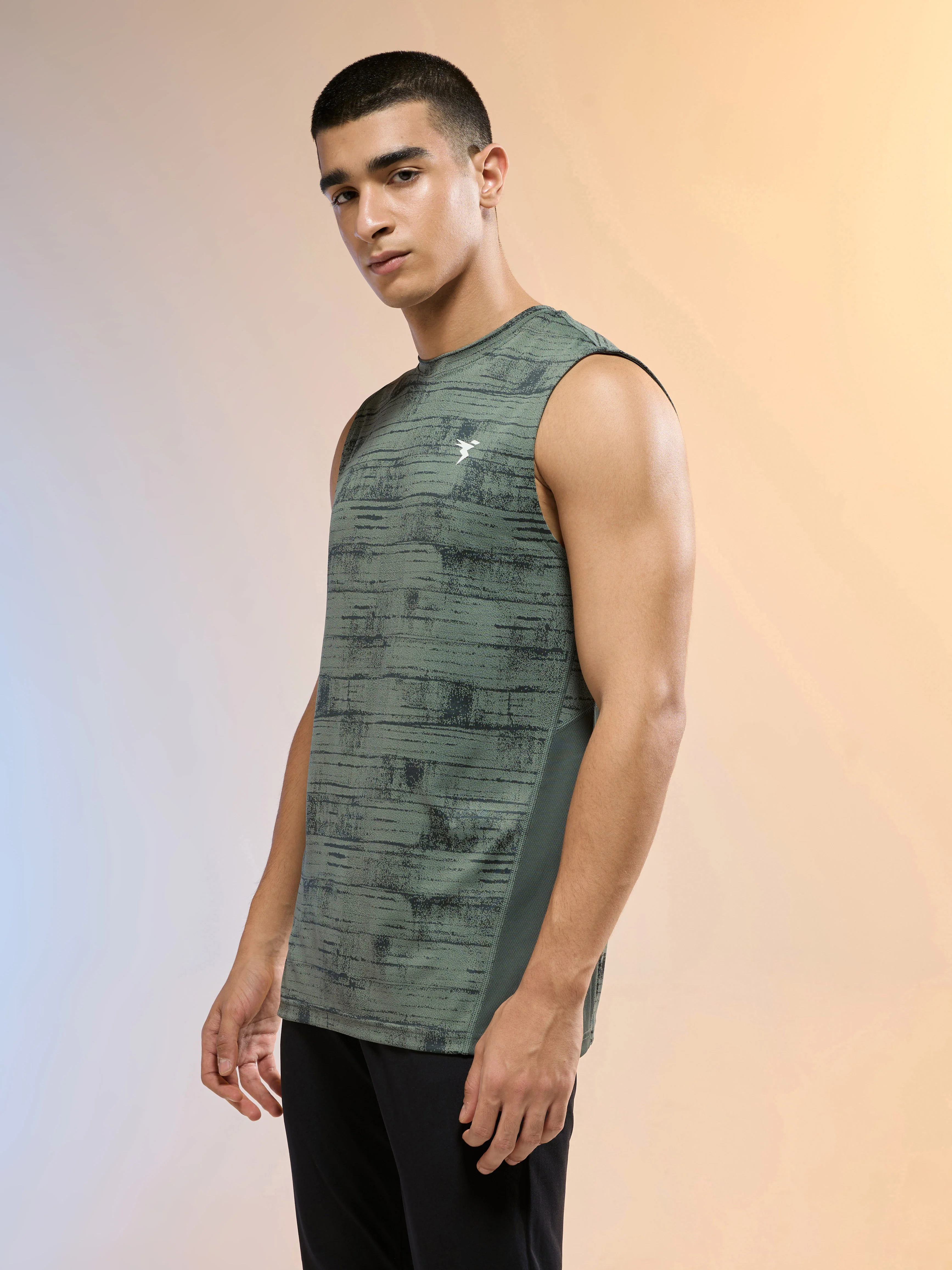 Men Jacquard Slim Fit Round Neck Sports Innerwear Vest with DOUBLE COOL - Image 4